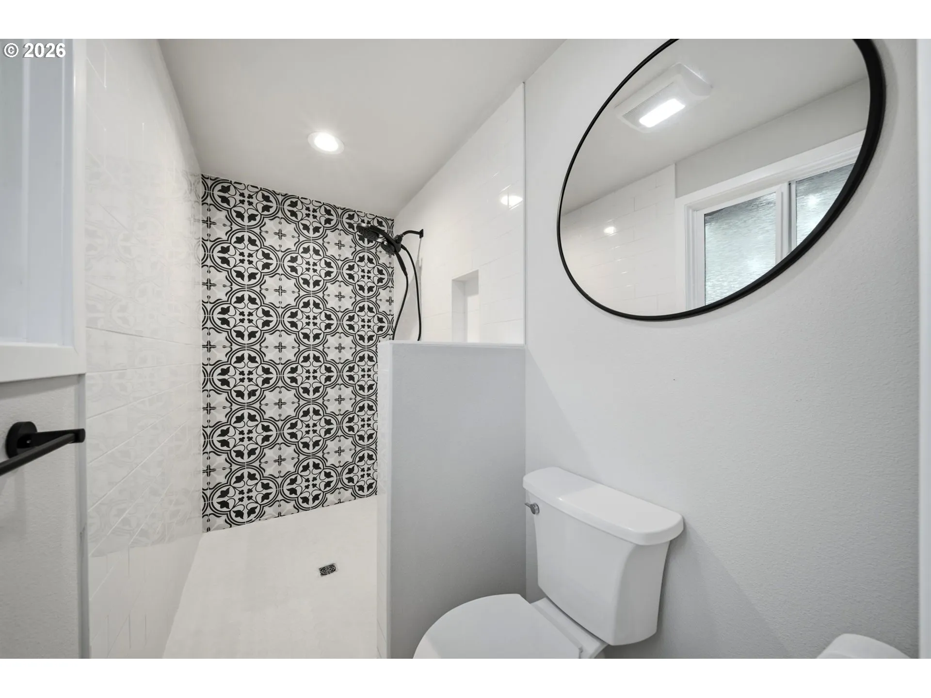Primary Bedroom-Attached Bathroom
