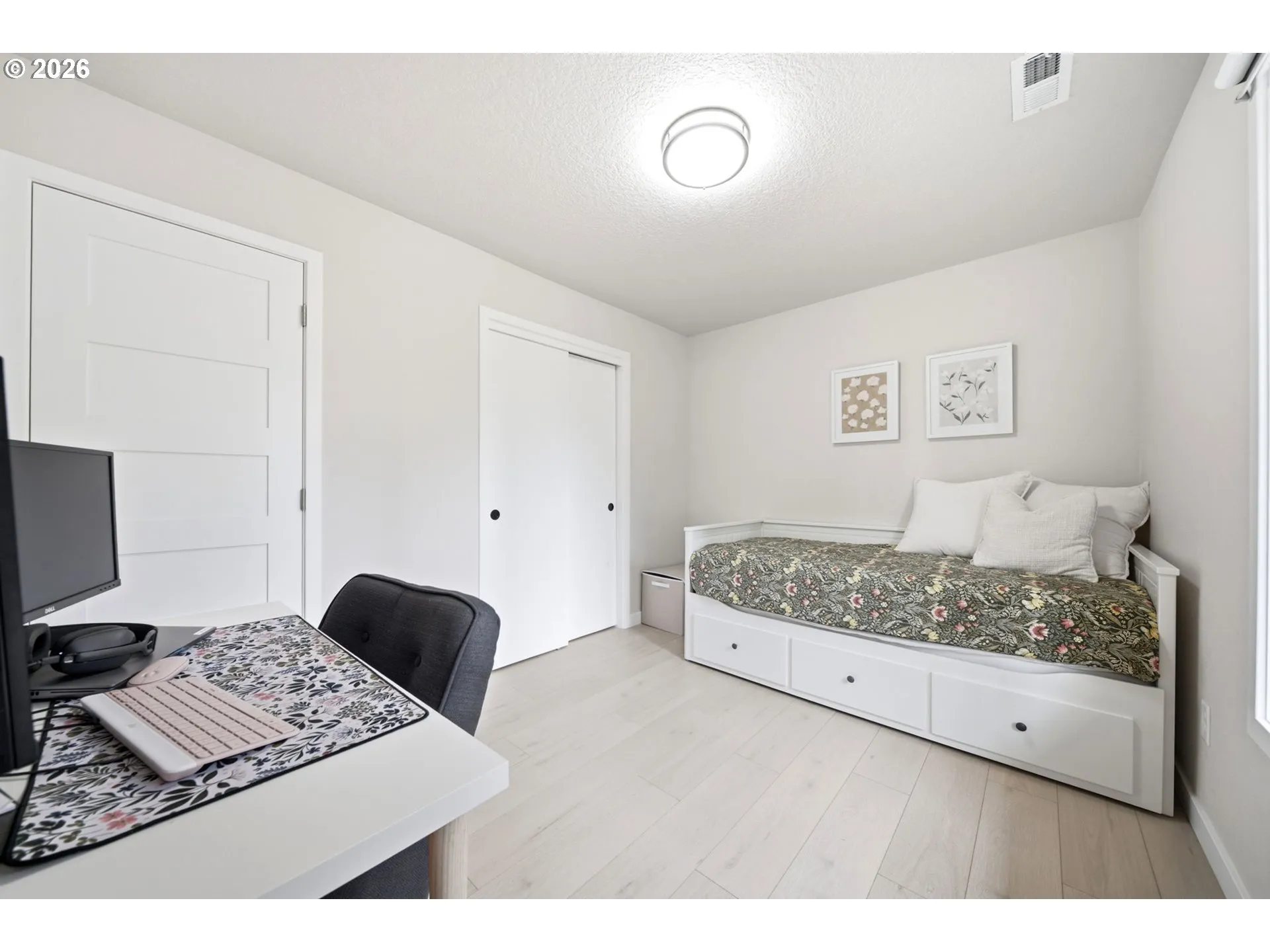 Bedroom-Main