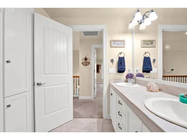 Bathroom-Double Sinks