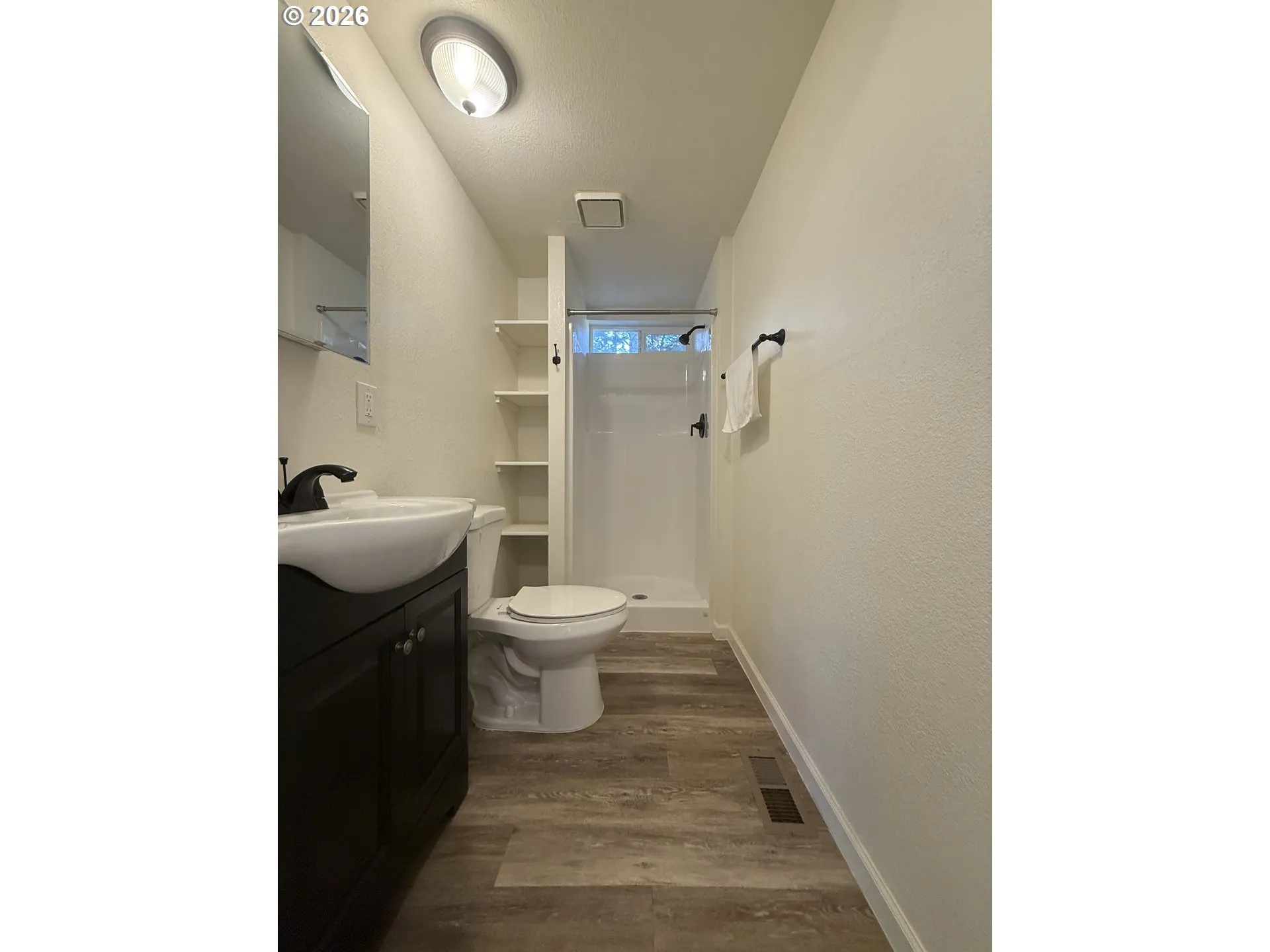 Bathroom-Hall