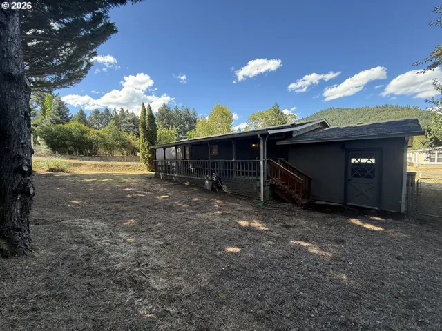 Backyard-Fenced
