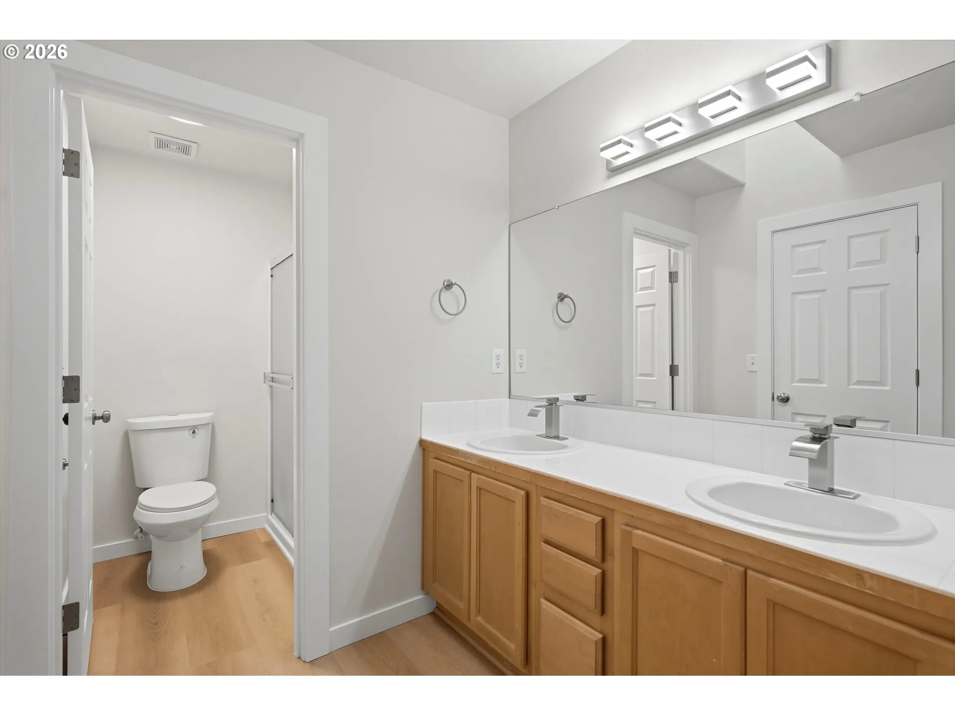 Bathroom, Attached