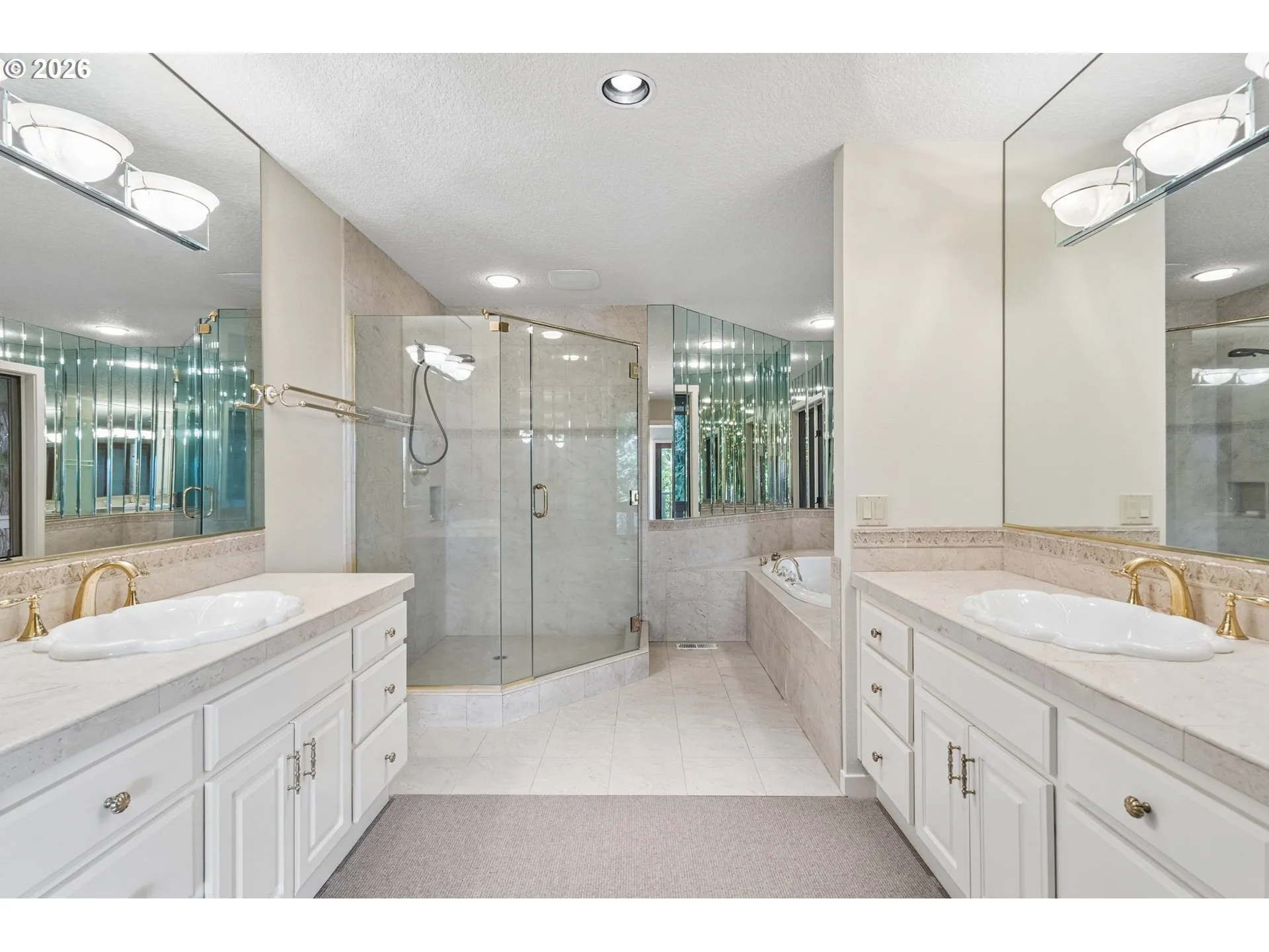 Bathroom, Attached-Main