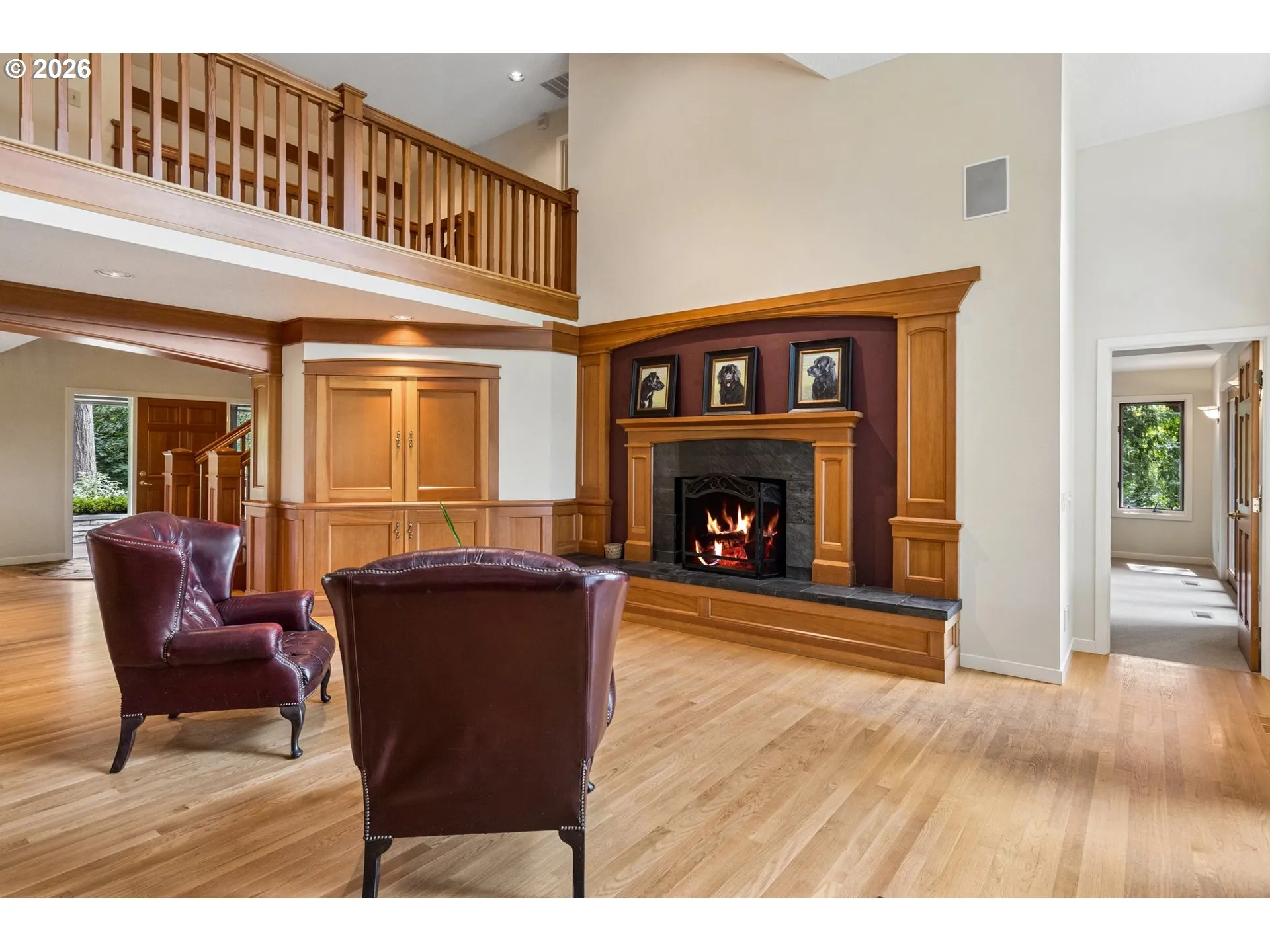 Living Room-Vaulted Ceilings