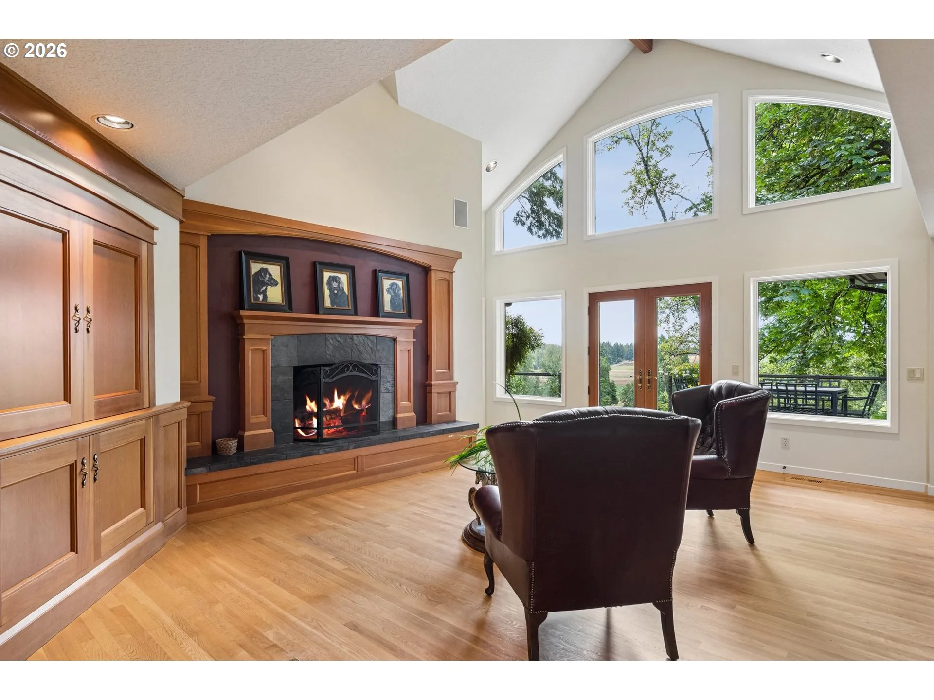 Living Room-Fireplace