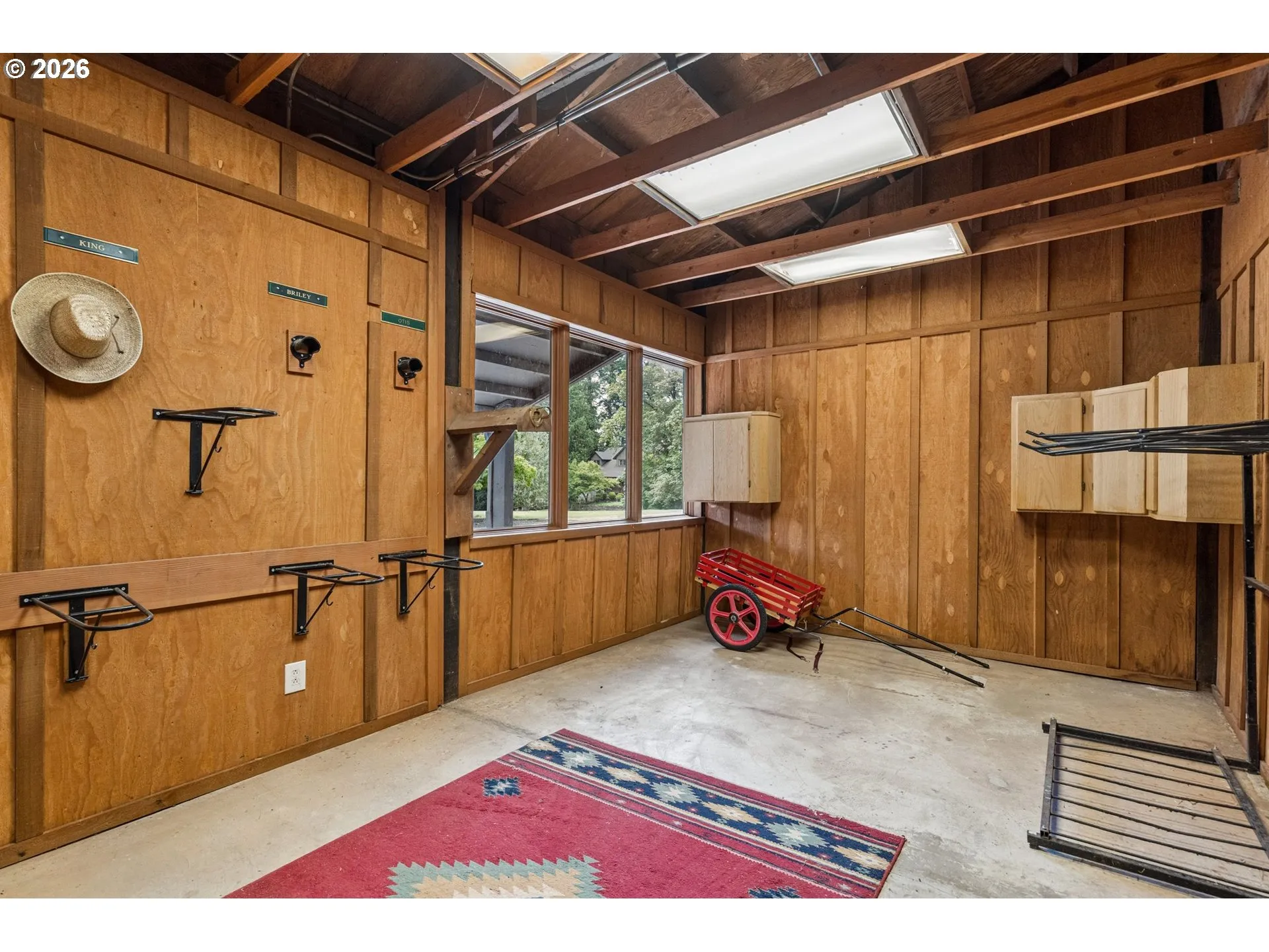 Barn