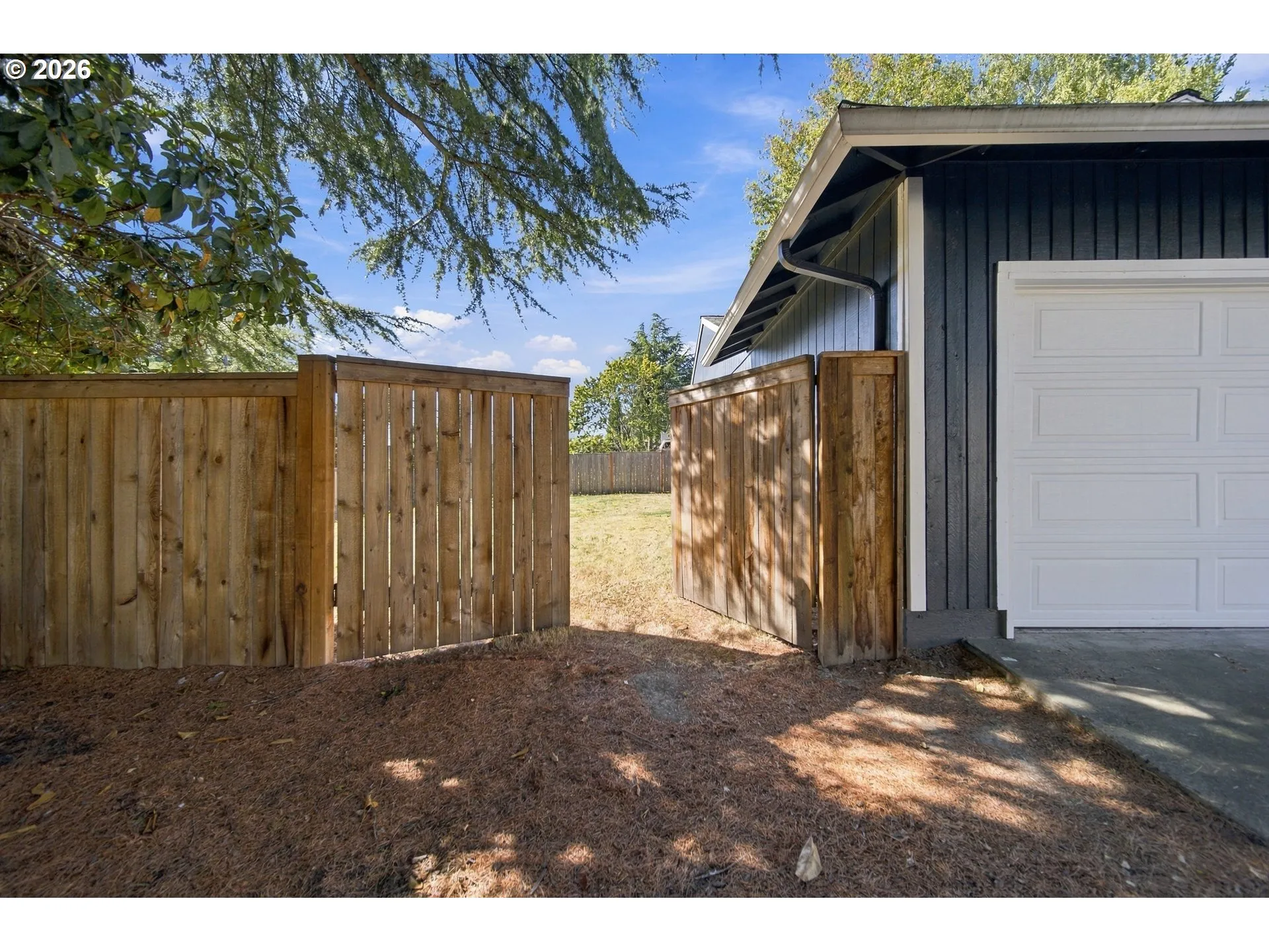 Yard-Fenced