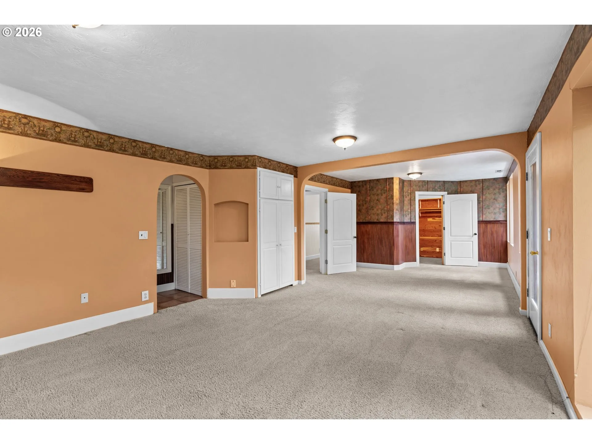 Bedroom, Primary