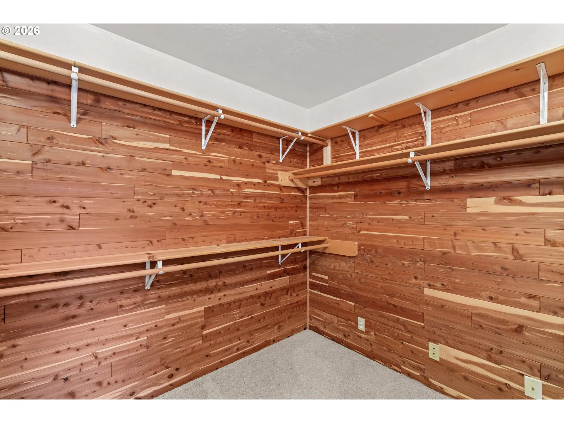Bedroom, Primary