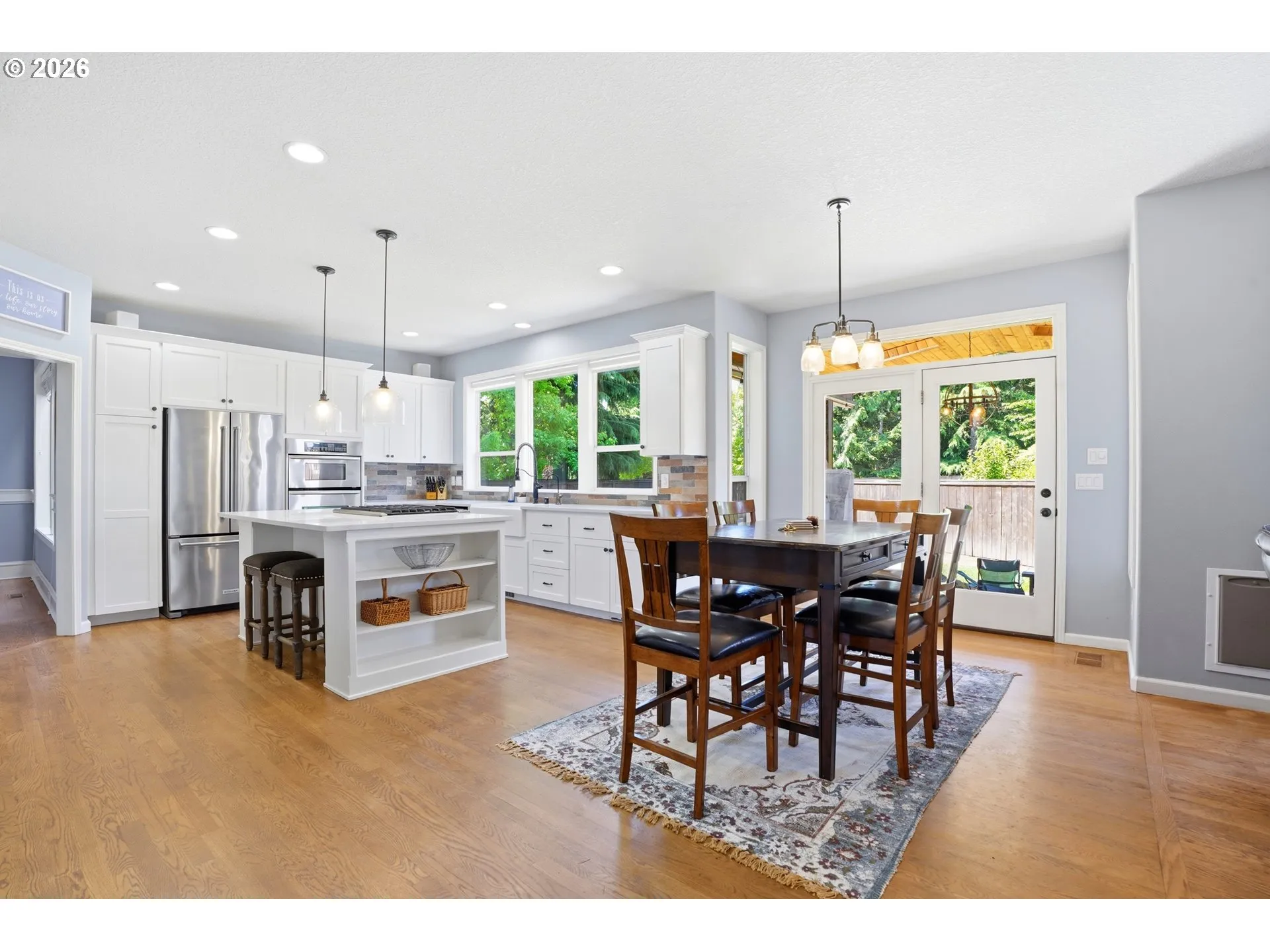 Kitchen-Eating Area