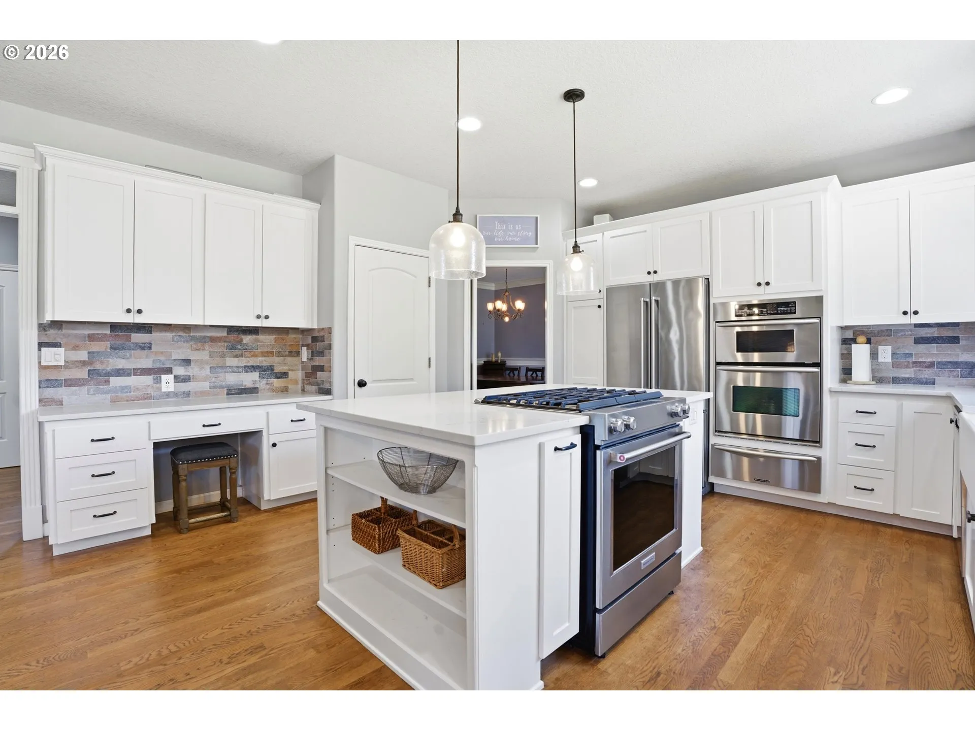 Kitchen-Cooking Island