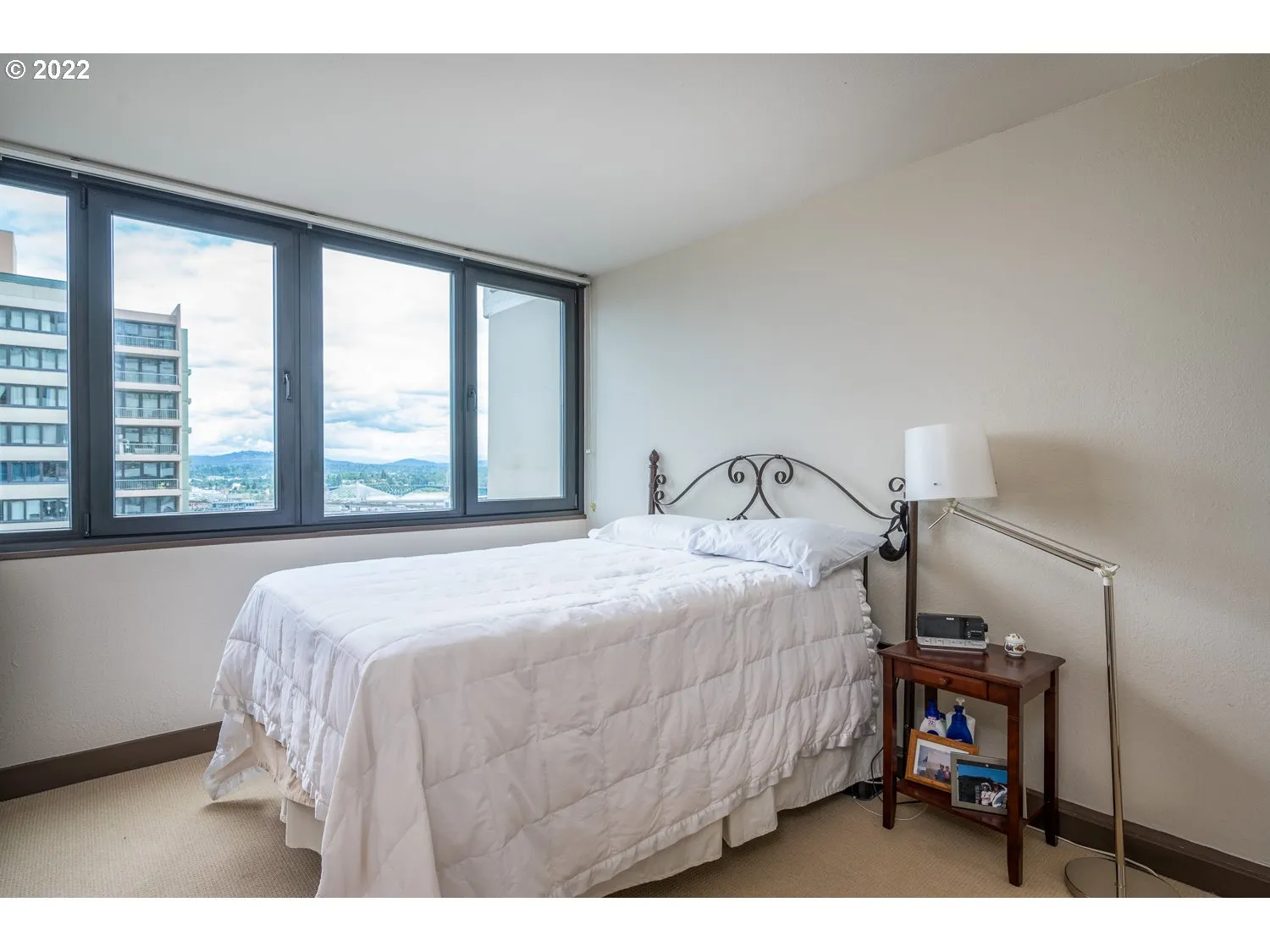 Bedroom, Primary