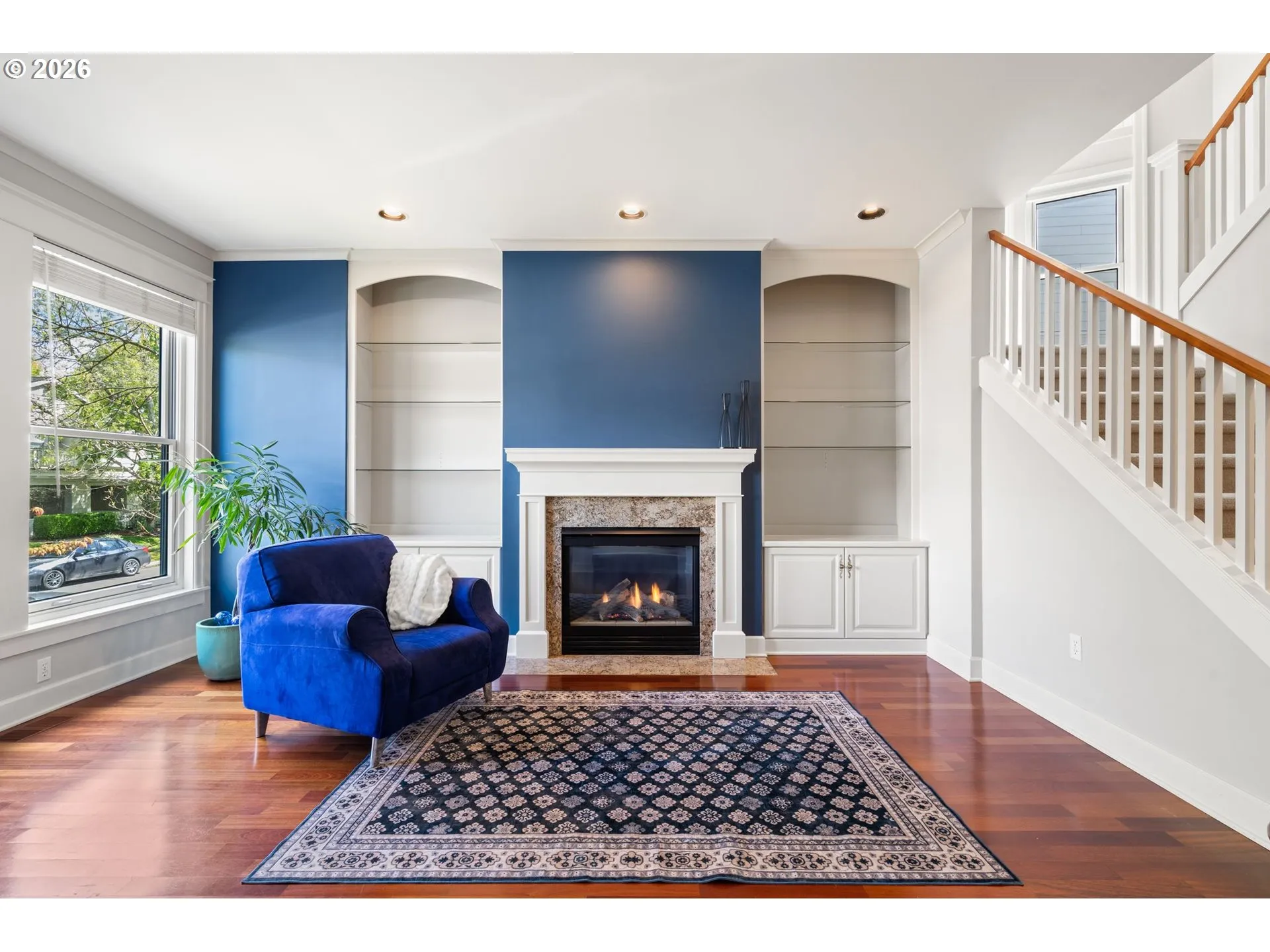 Living Room-Fireplace