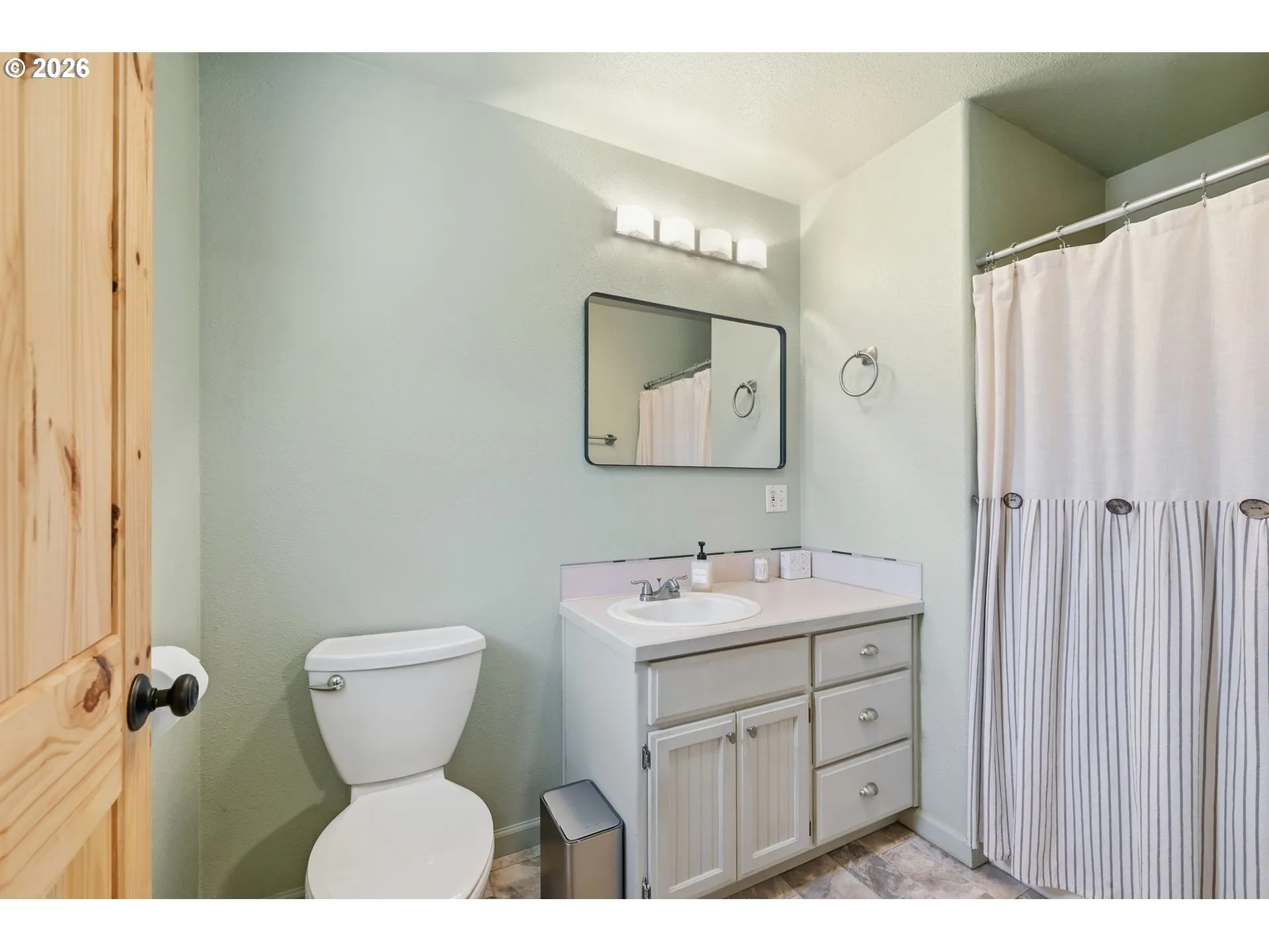 Bathroom, Attached-Walk in Shower