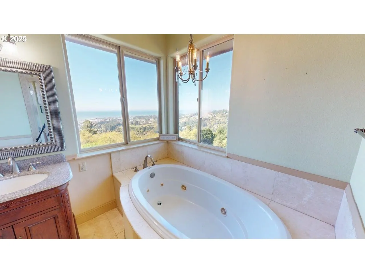 Owner's Suite Bathroom-Garden Tub