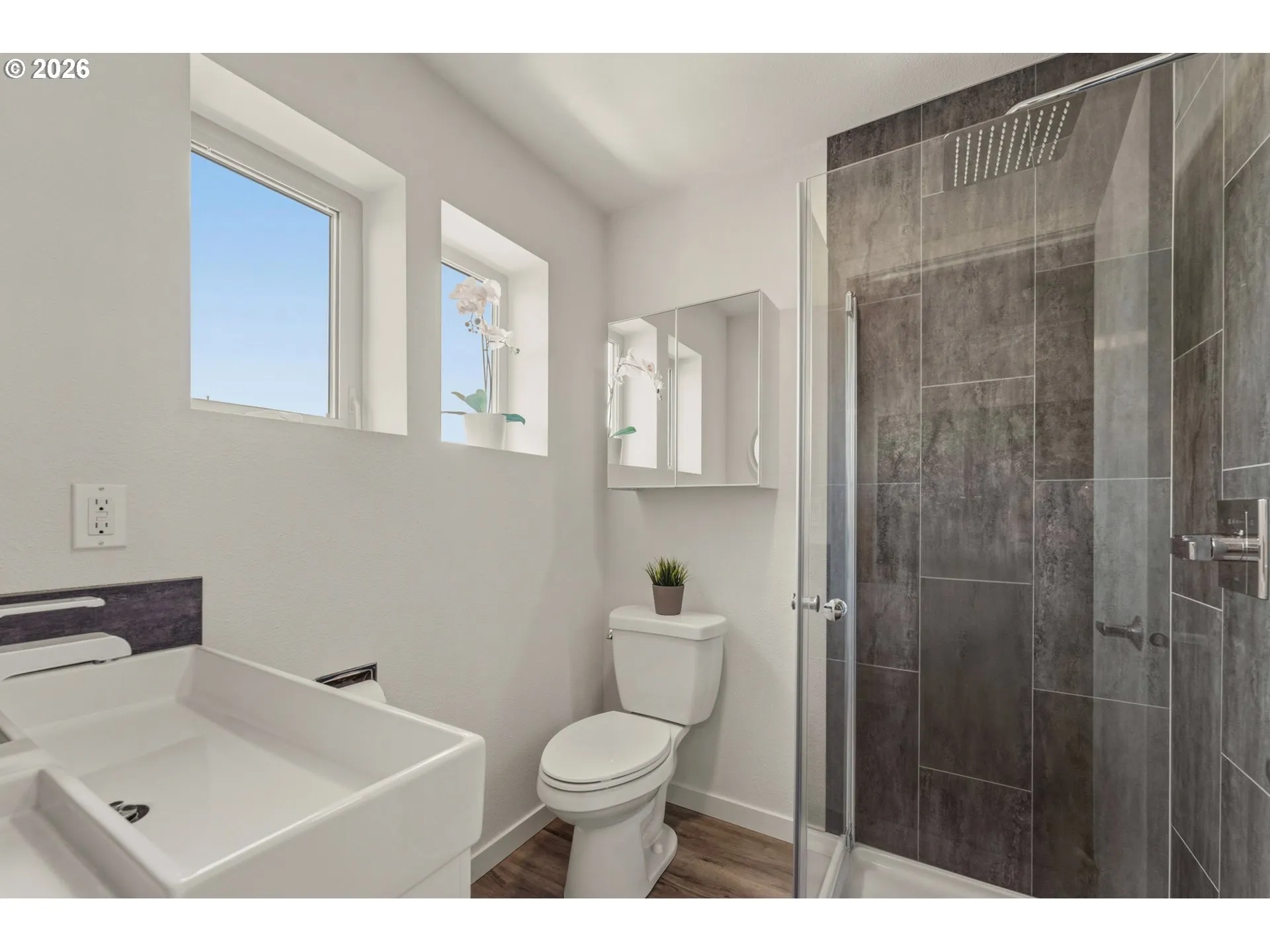 Primary Bedroom-Attached Bathroom