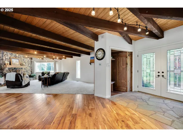 Entrance/Foyer