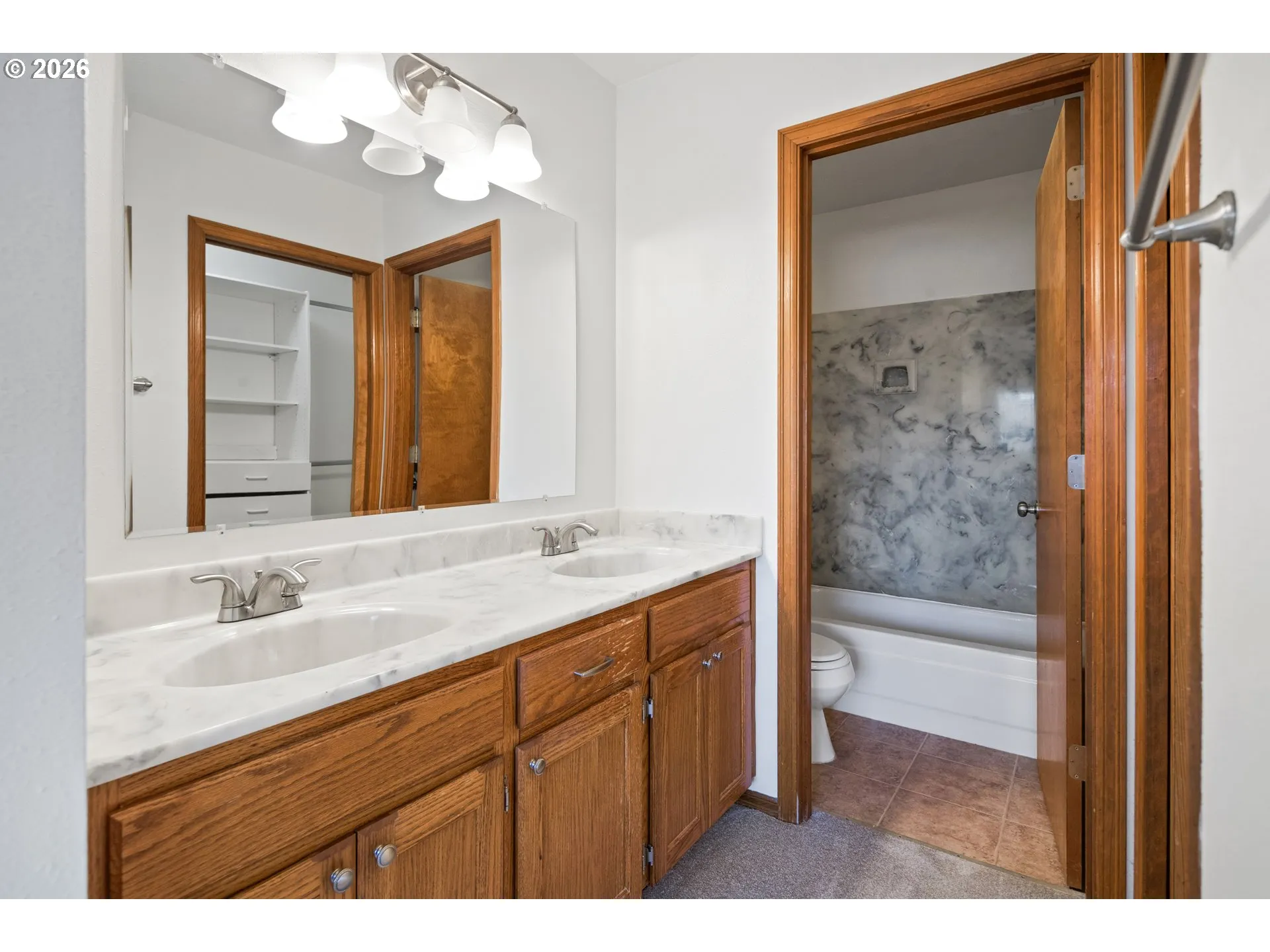 Bathroom, Attached