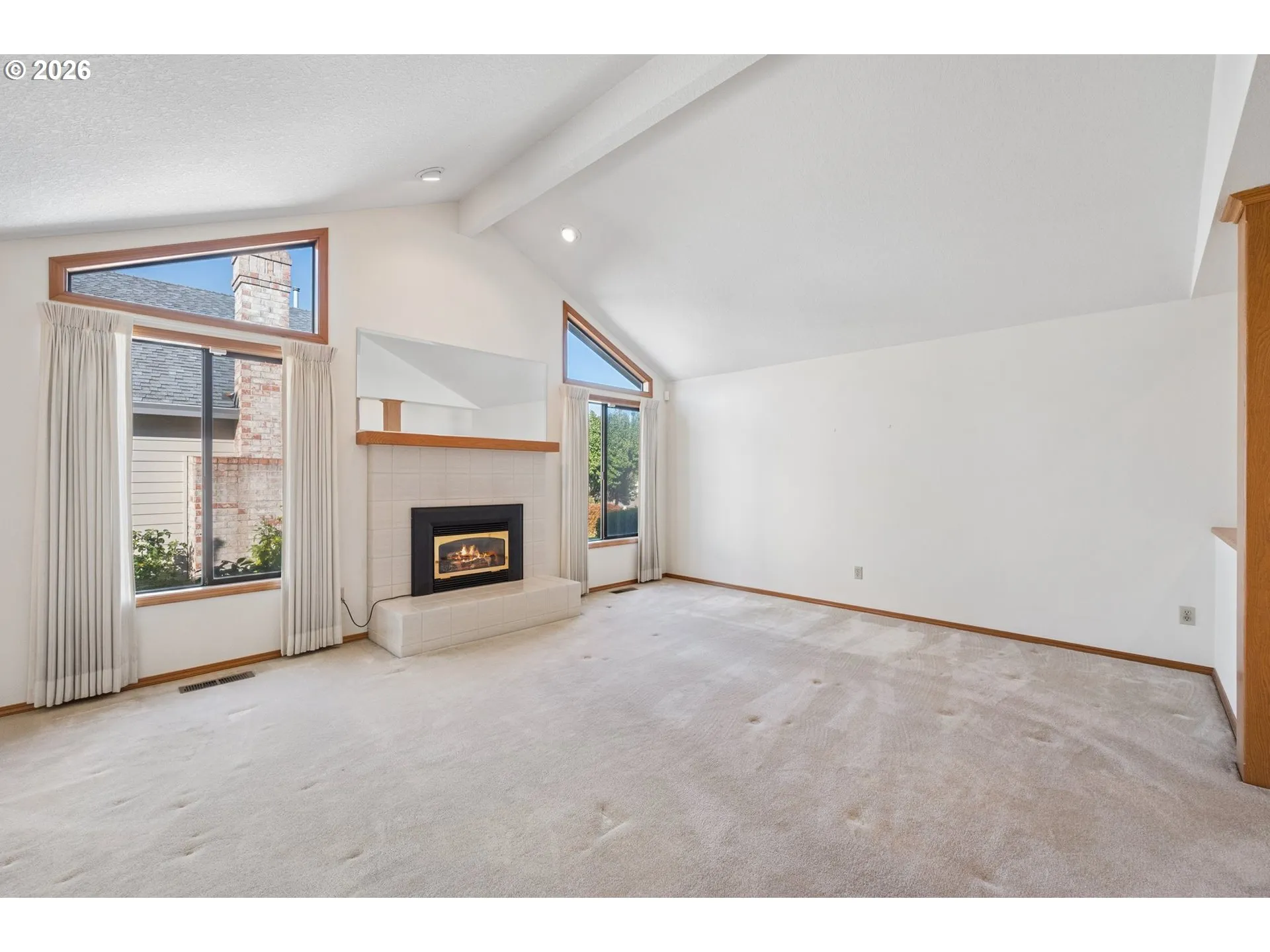 Living Room-Vaulted Ceilings