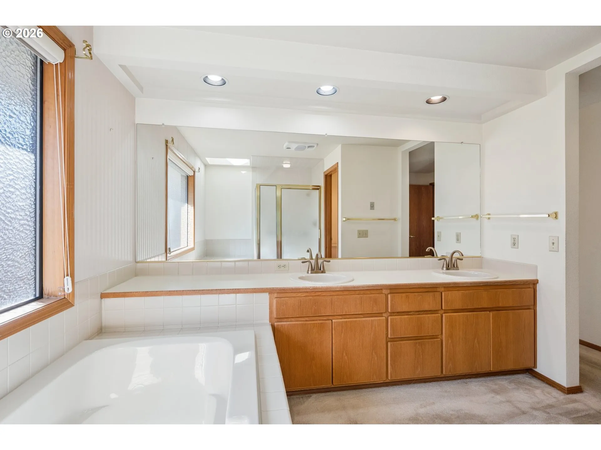 Bathroom, Attached