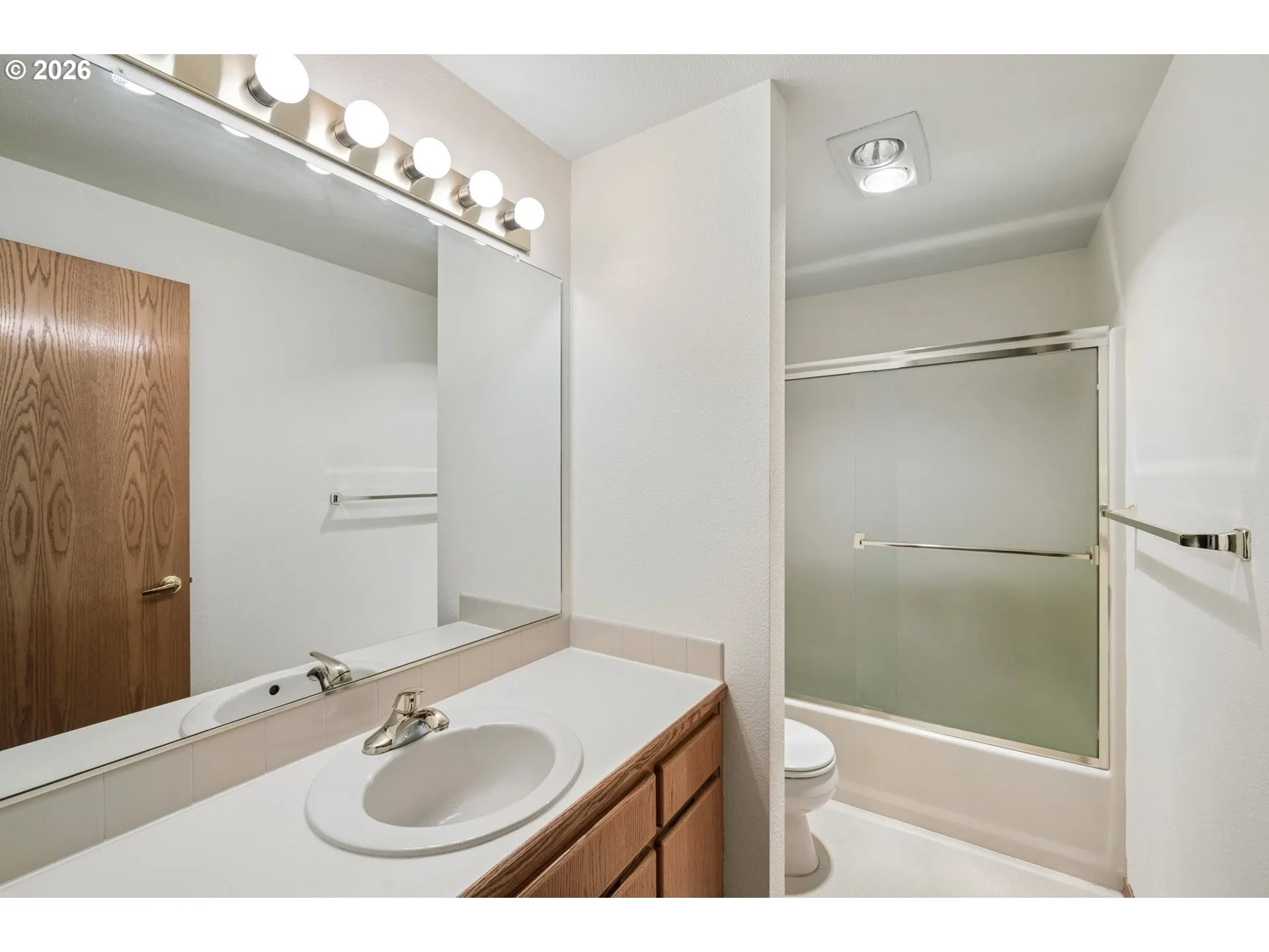 Bathroom-Hall