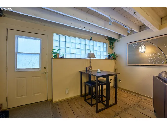 Entrance/Foyer