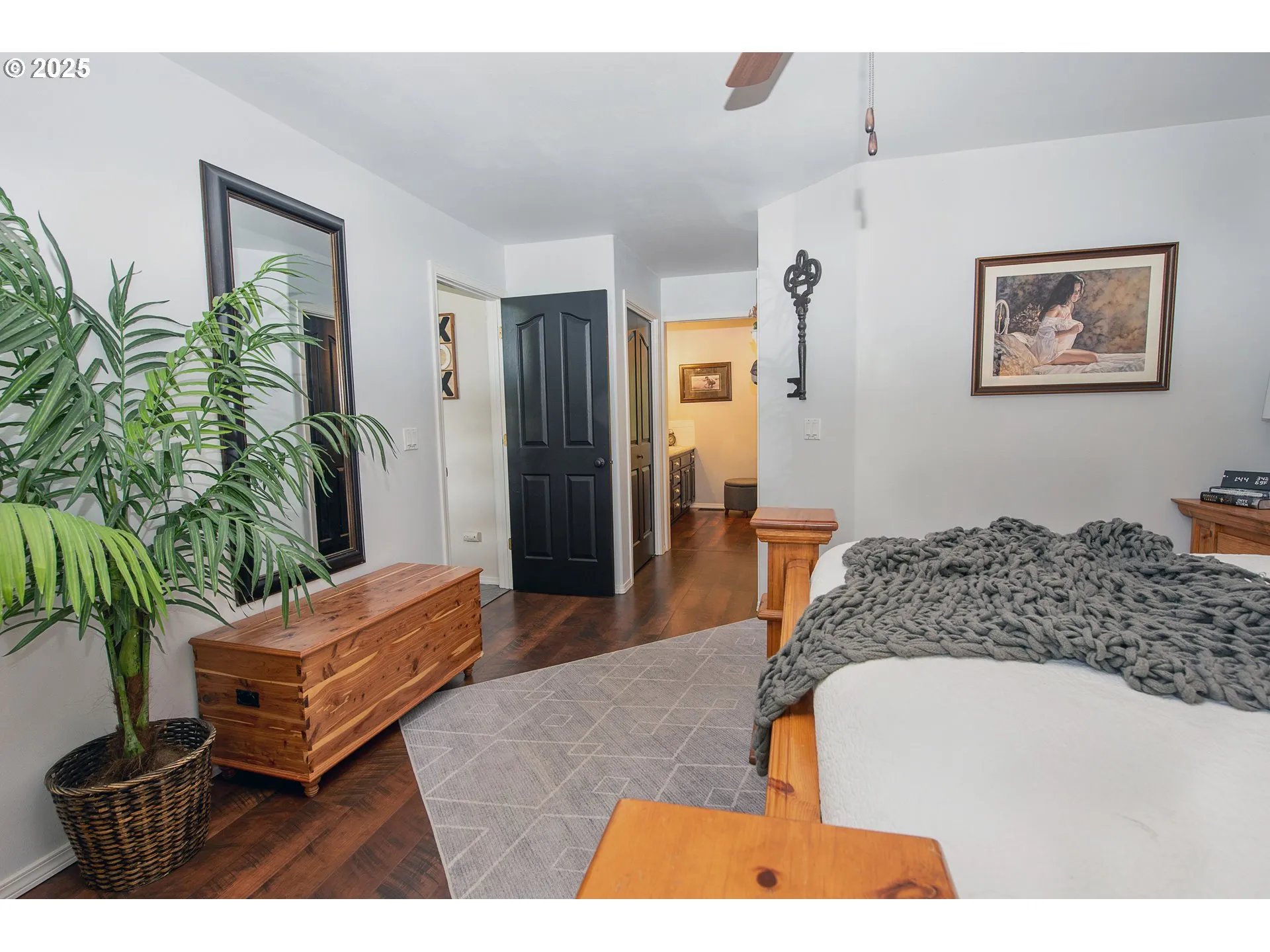 Bedroom, Primary-Walk-In Closet