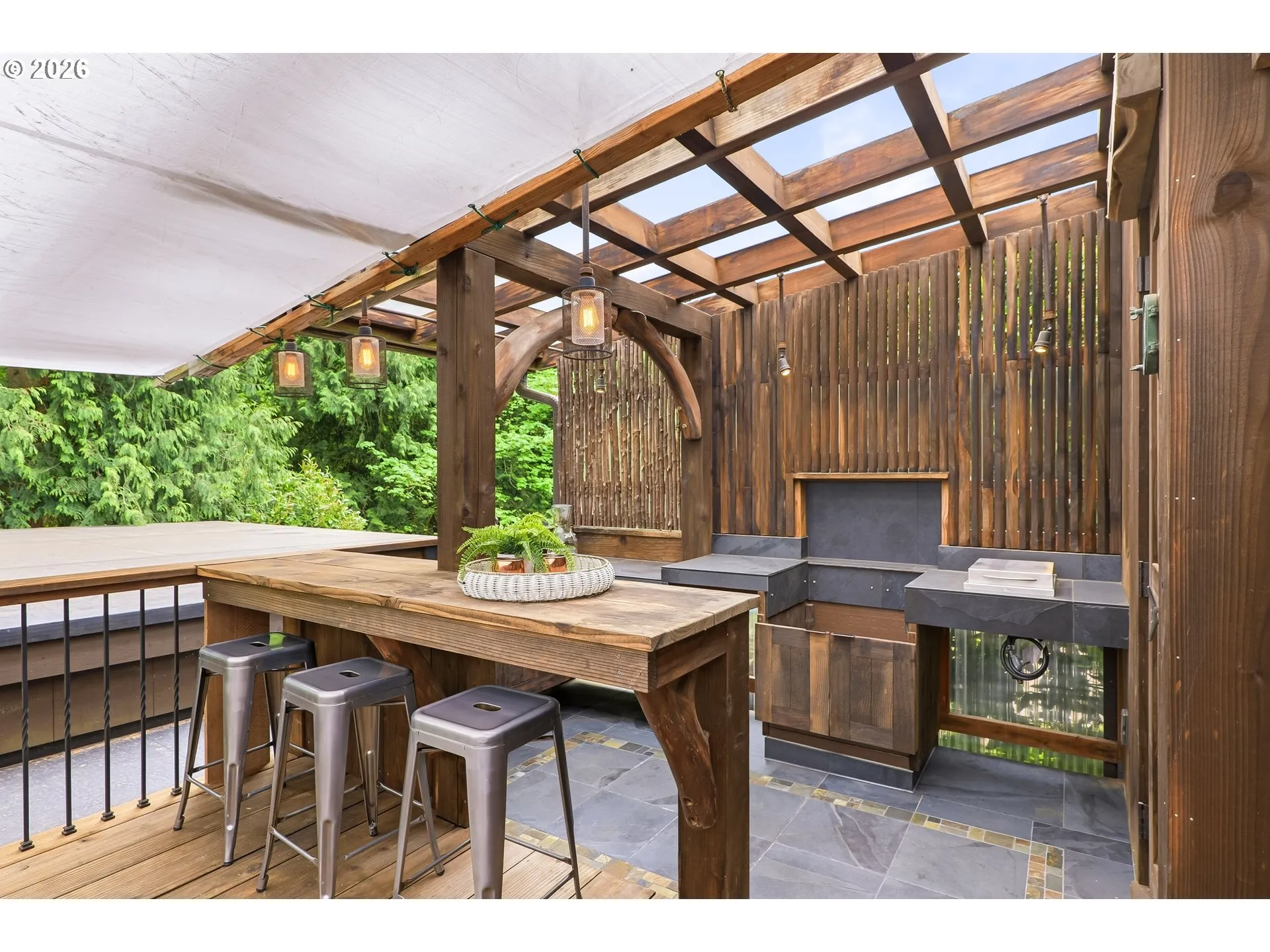 Kitchen/Outside