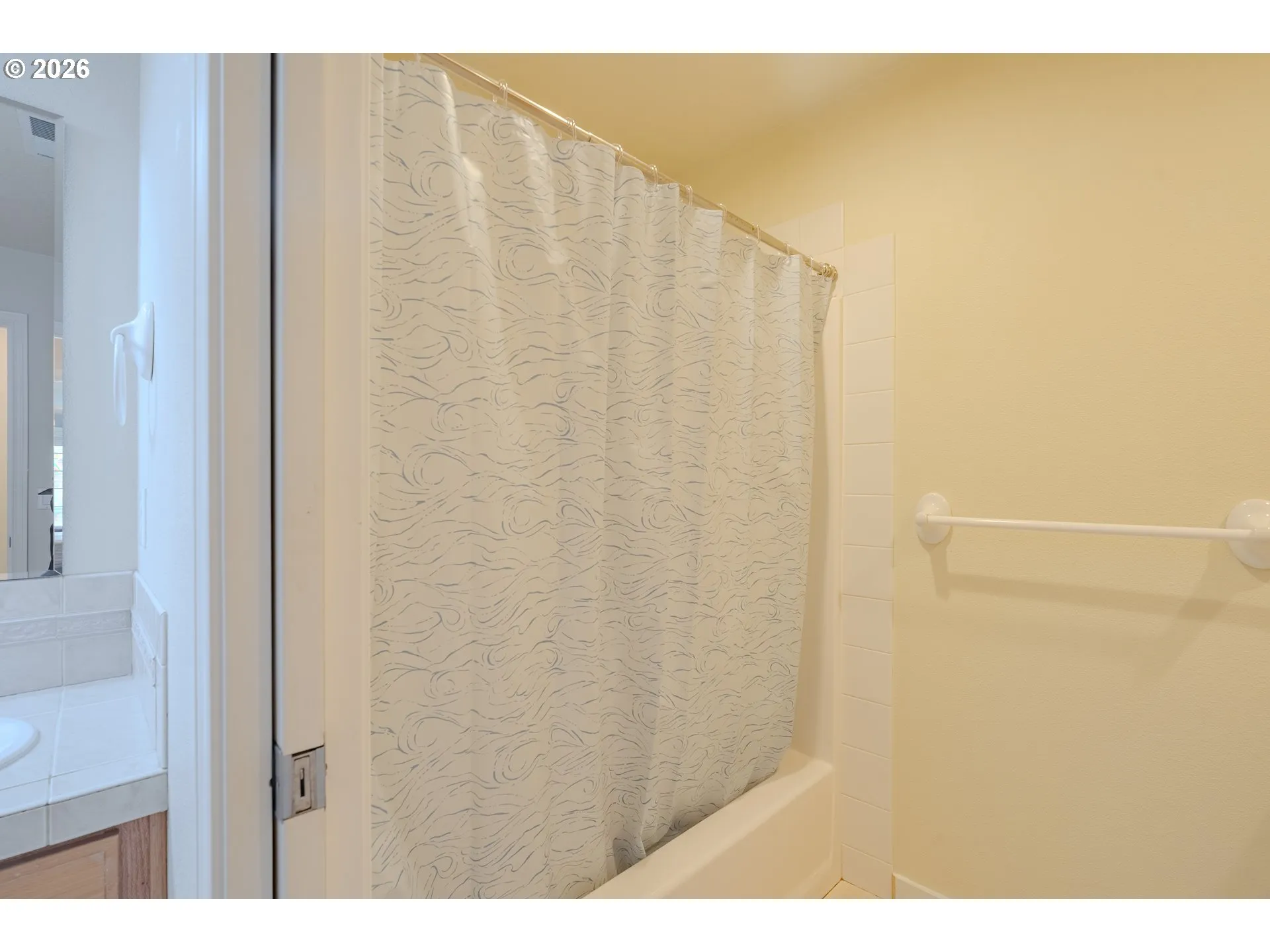 Bathroom-Upper