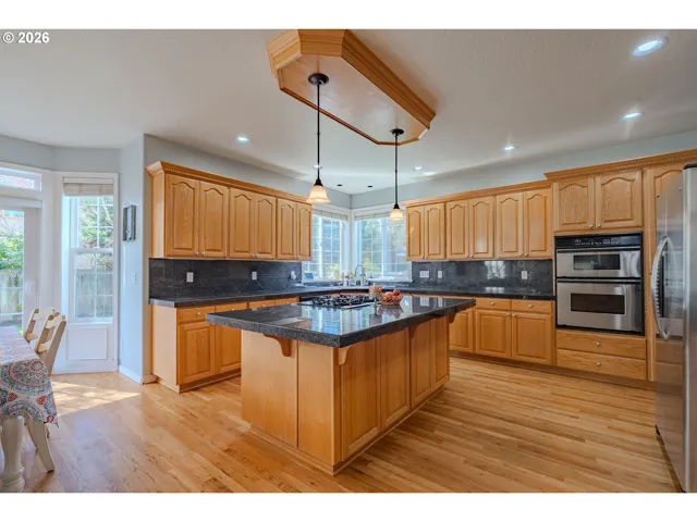 Kitchen-Island