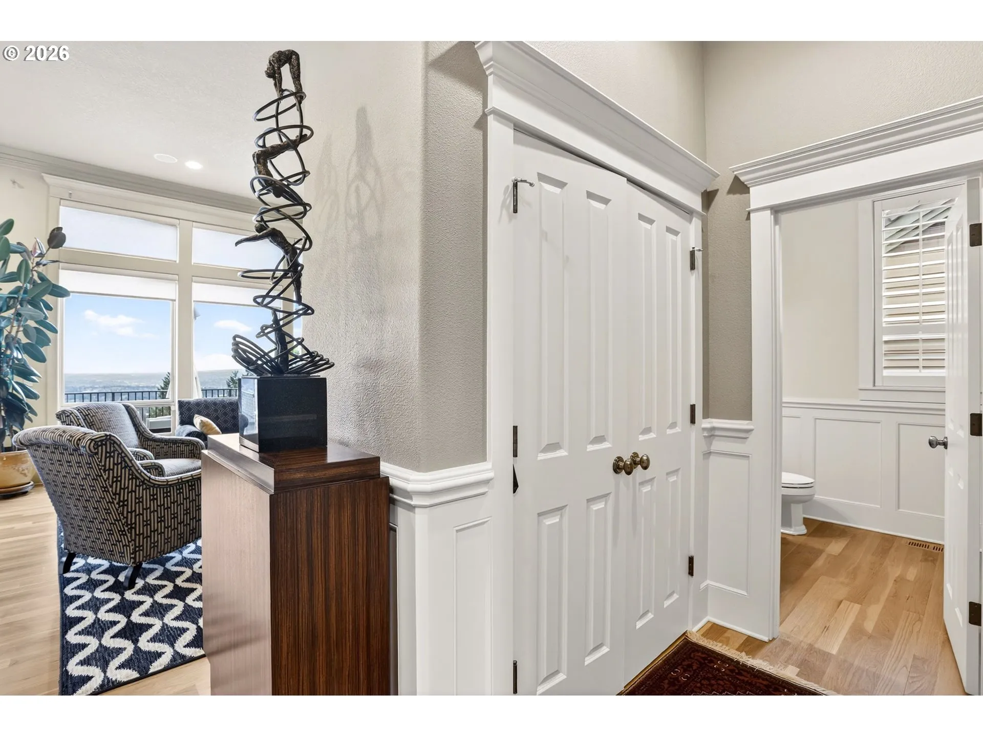 Bathroom, Continental-Main