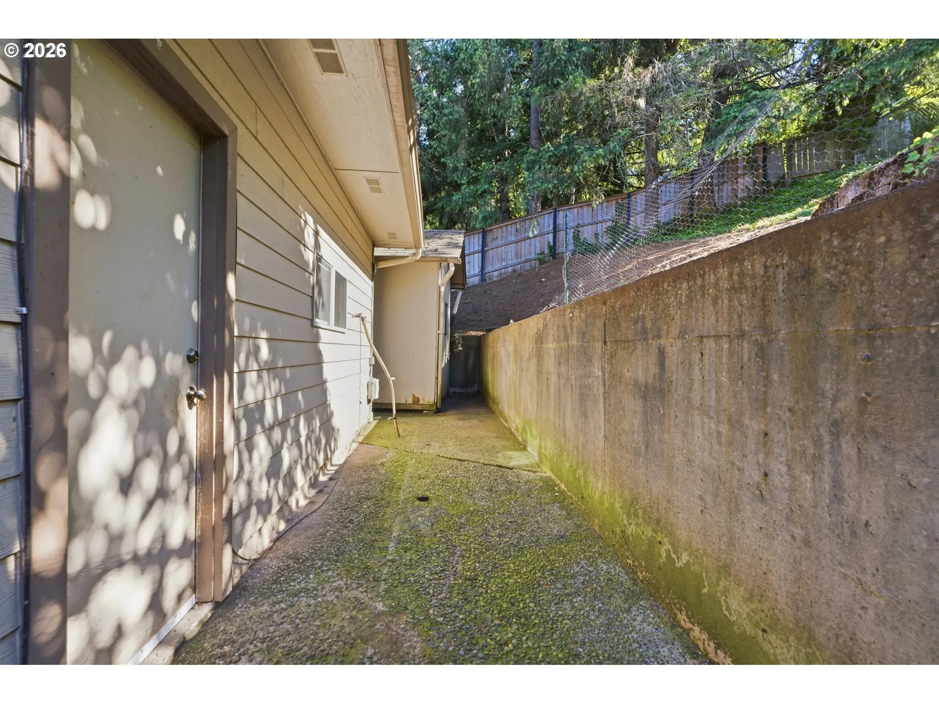 Exterior-Rear