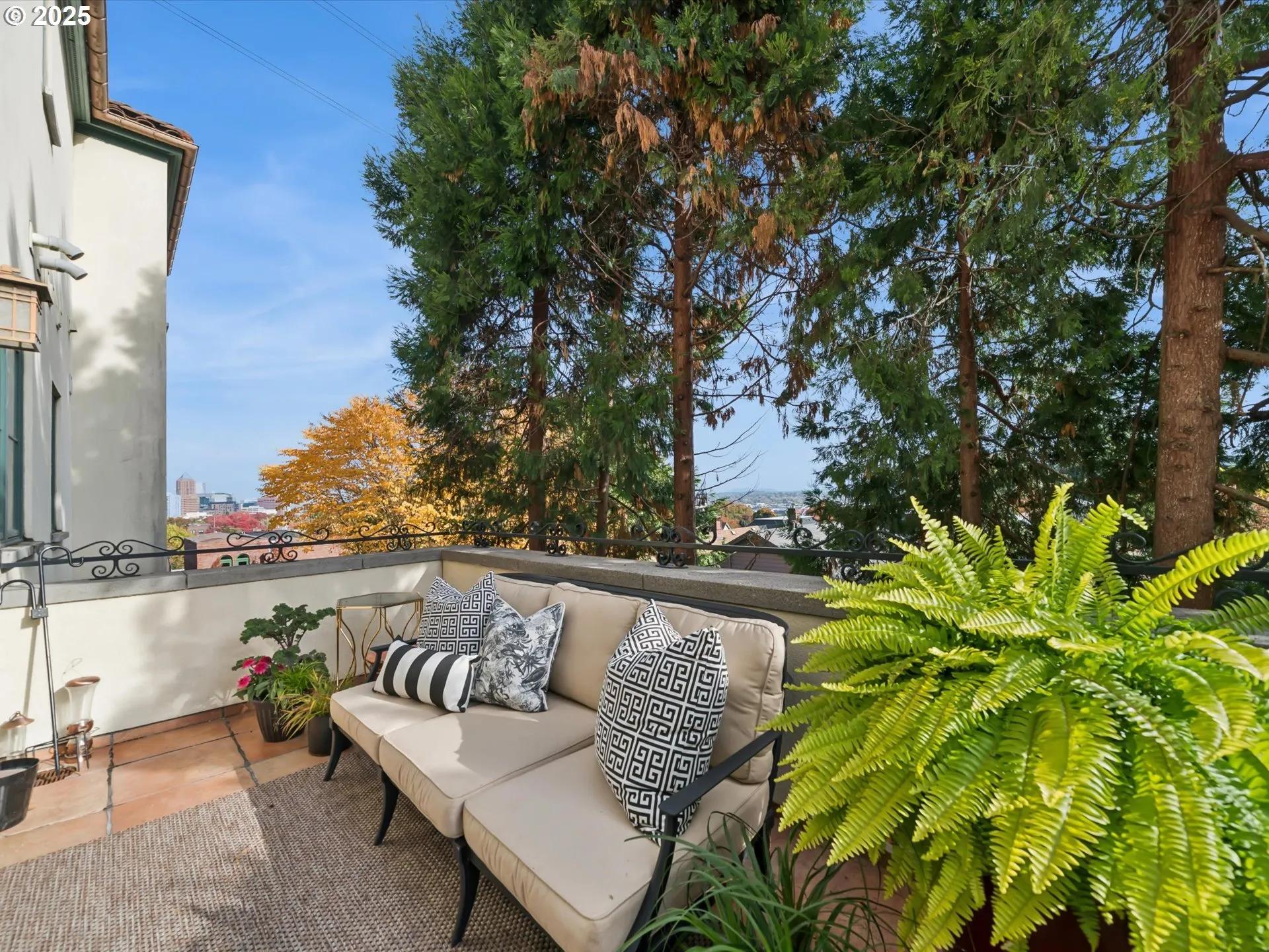Balcony-East Facing