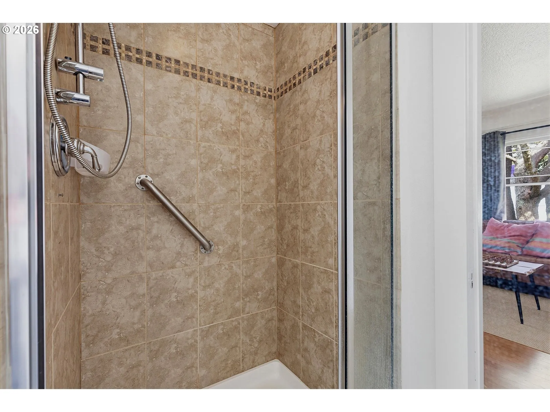 Bathroom-Walk in Shower