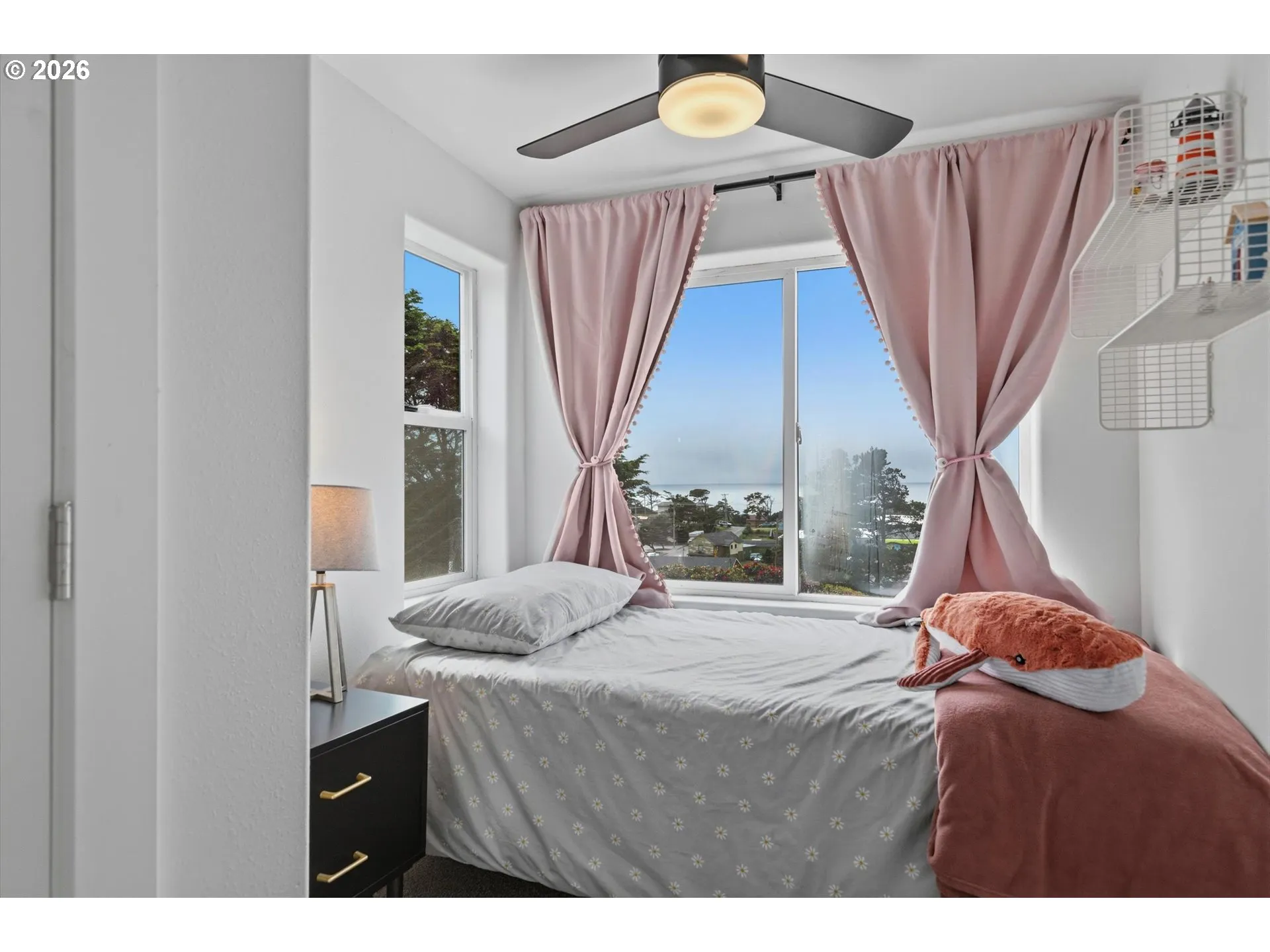 Bedroom-Upper