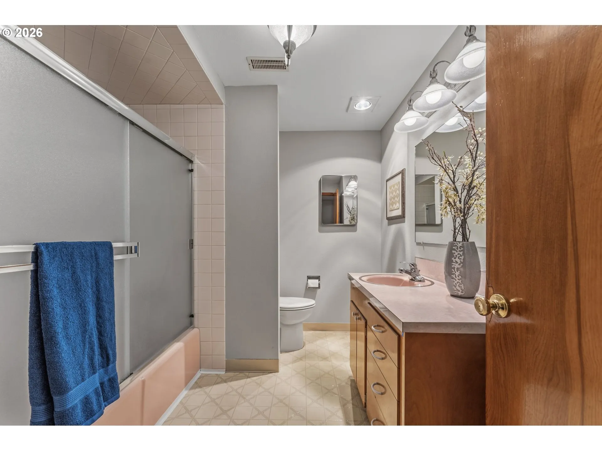 Bathroom-Lower
