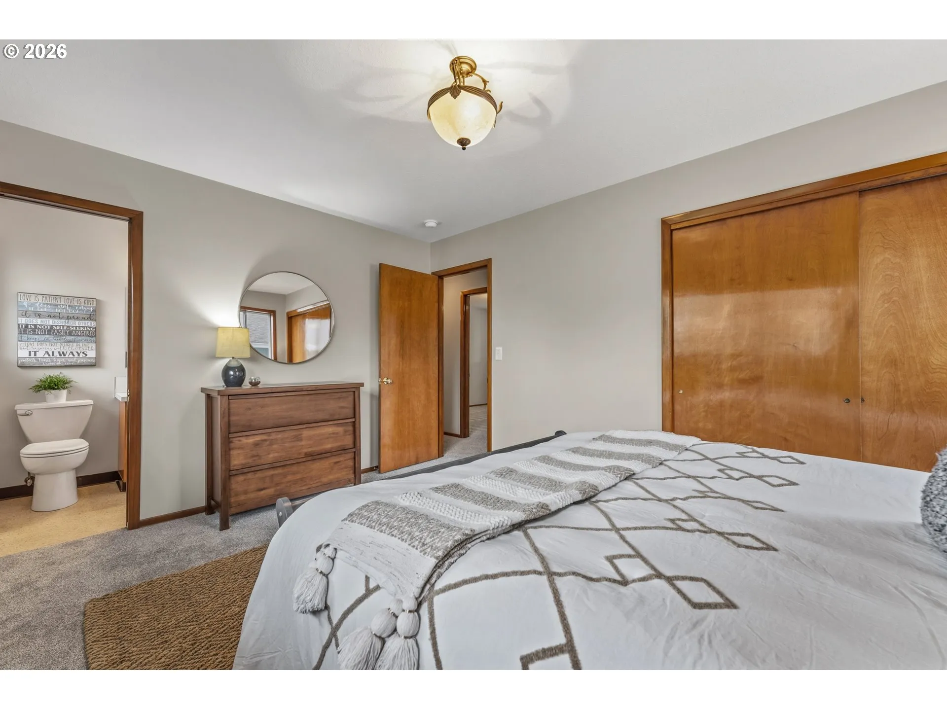 Bedroom, Primary