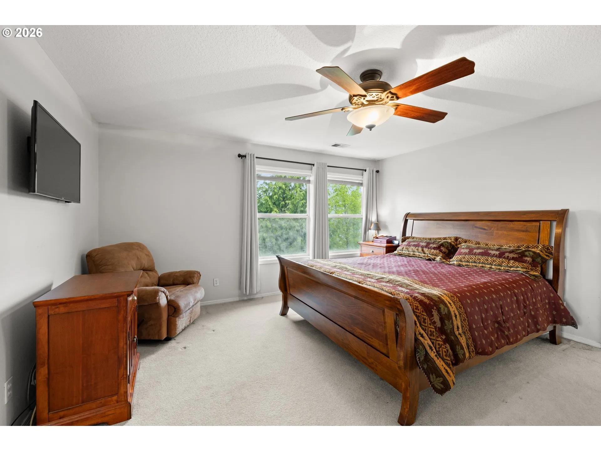 Primary Bedroom-Upper