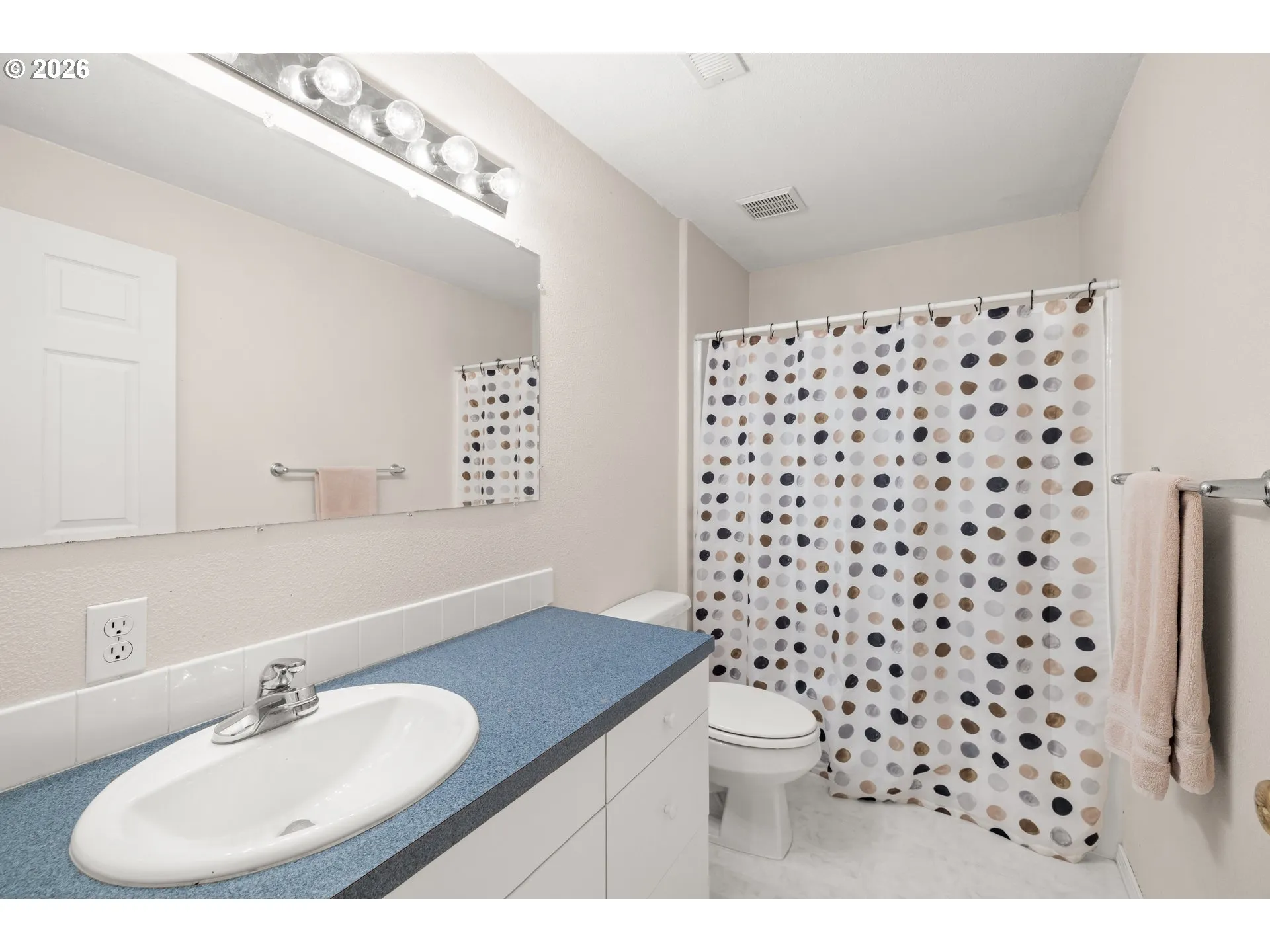 Bathroom-Lower