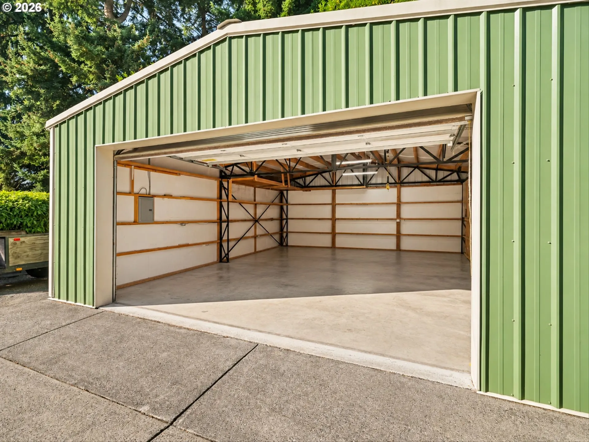 Shop-Finished