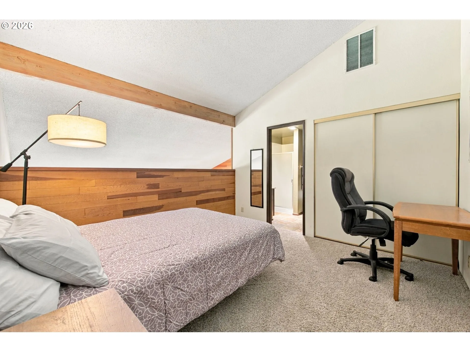 Bedroom, Primary-Vaulted Ceilings