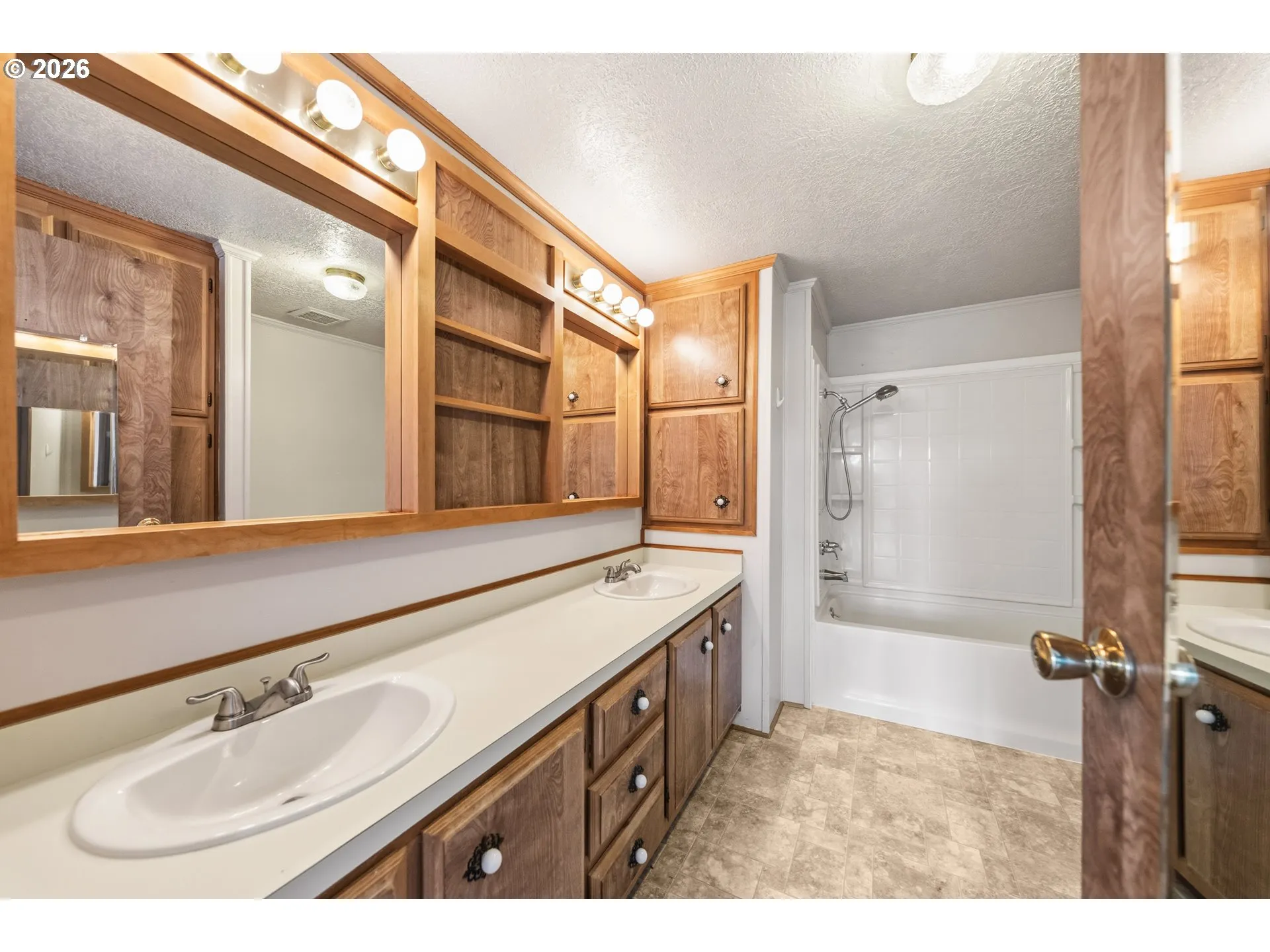 Primary Bedroom-Attached Bathroom
