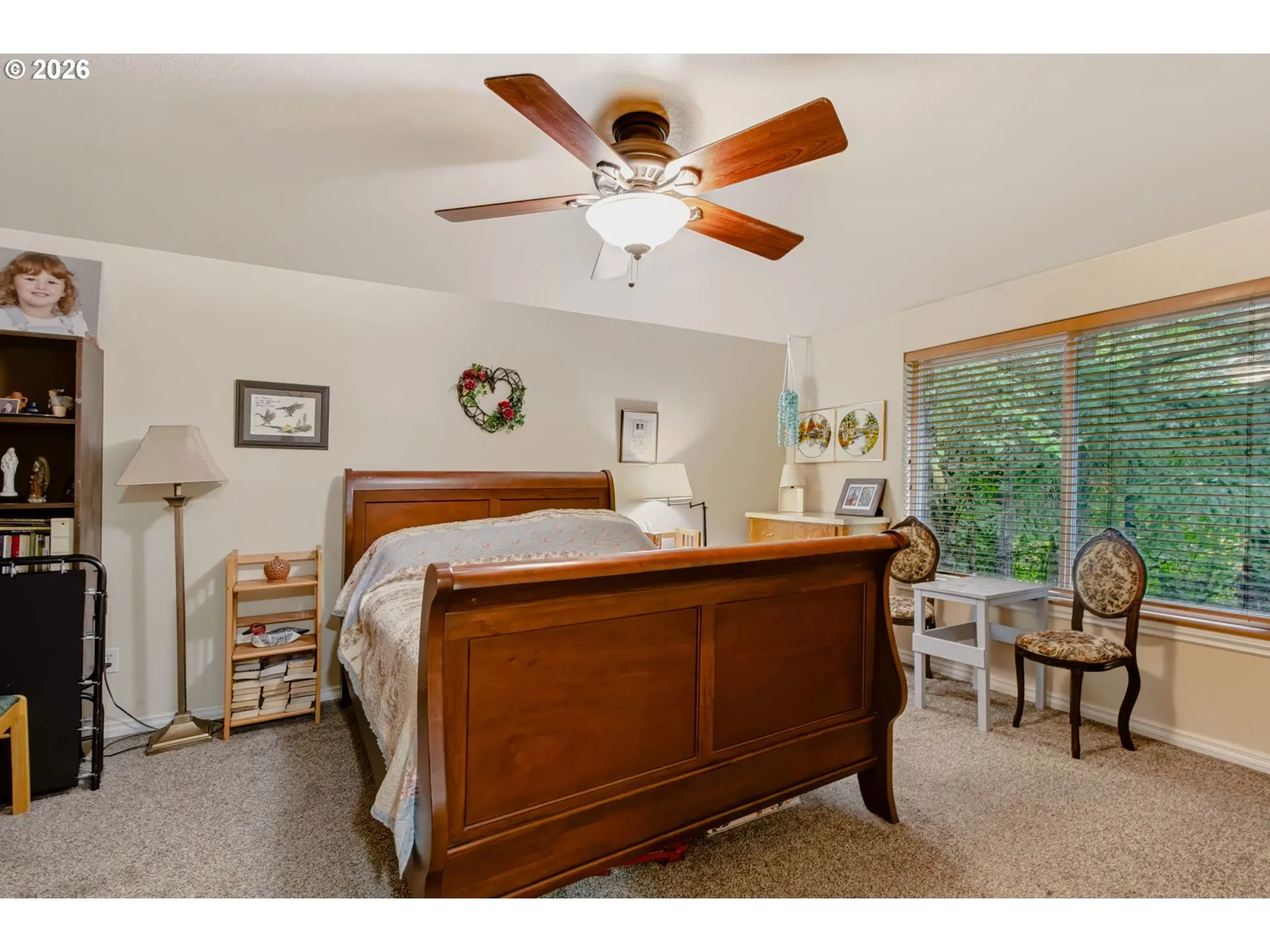 Bedroom, Primary