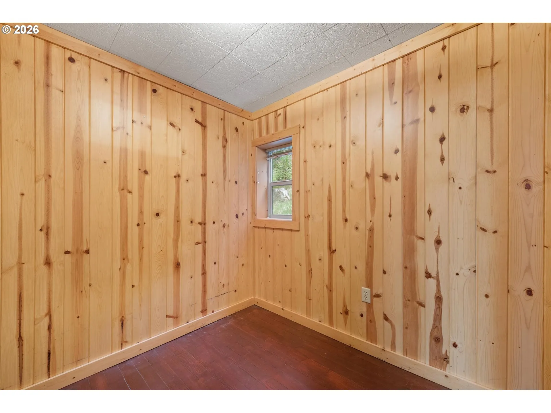 Bedroom-Main