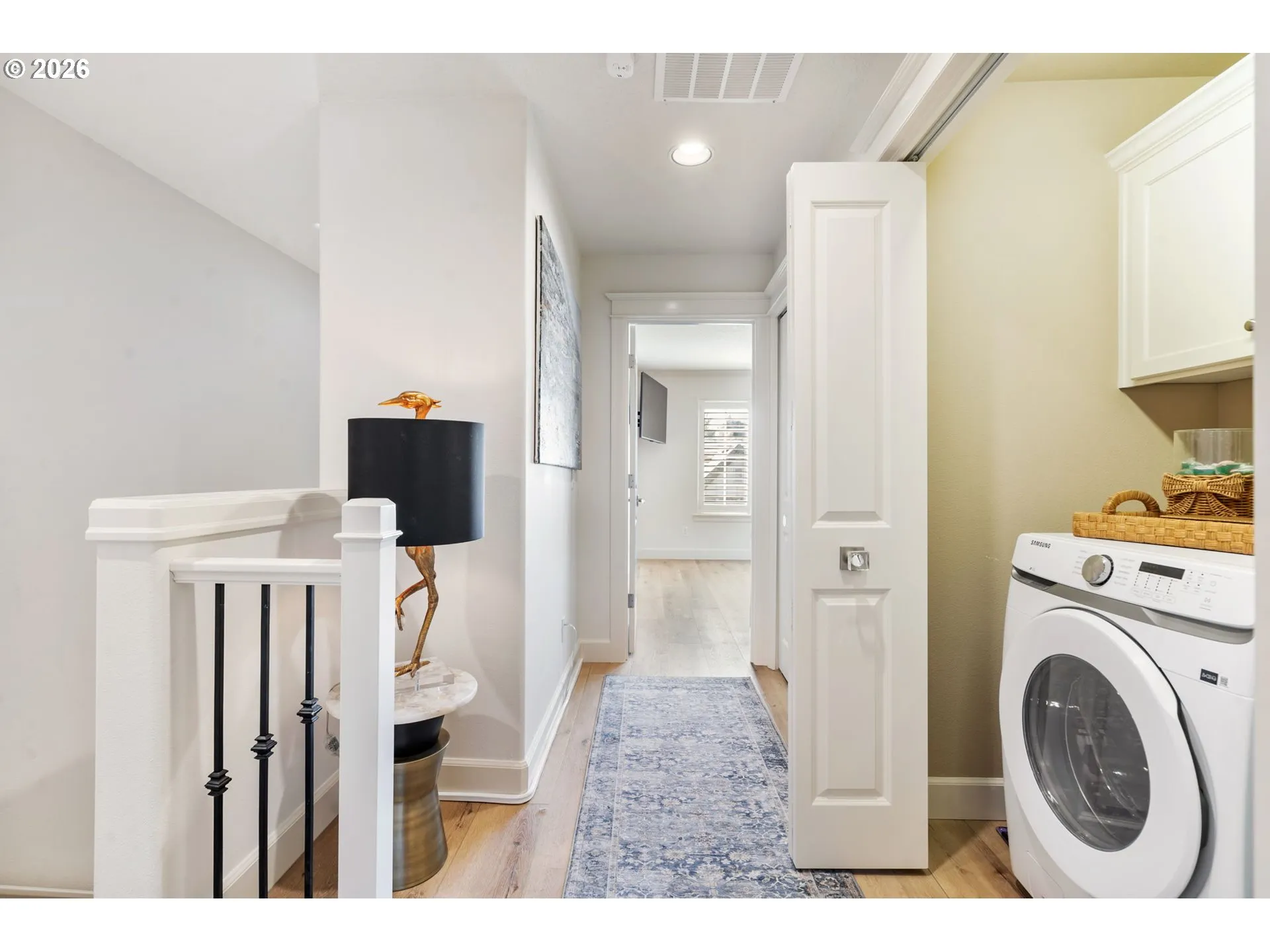 Laundry-Upper