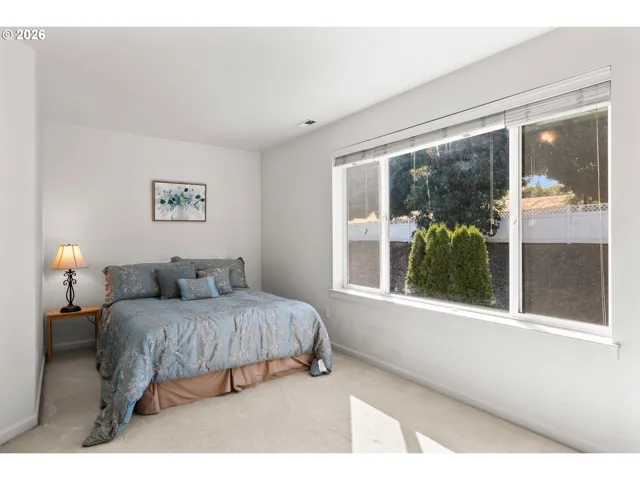Bedroom, Primary-Upper