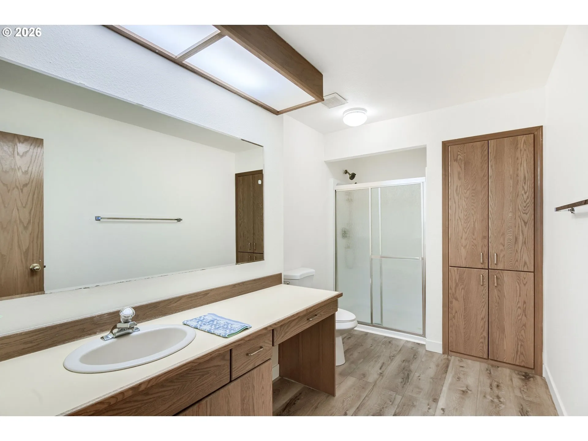 Primary Bedroom-Attached Bathroom