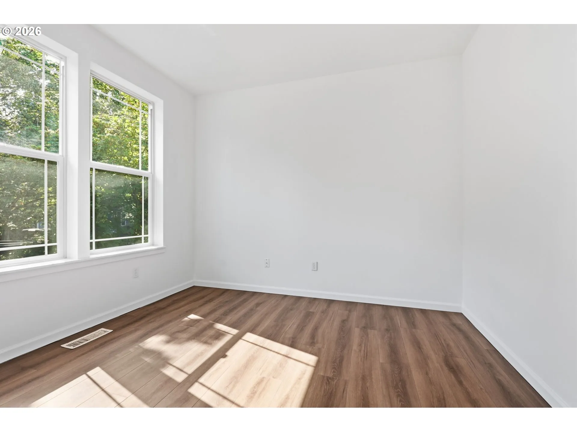 Den/Office-Main