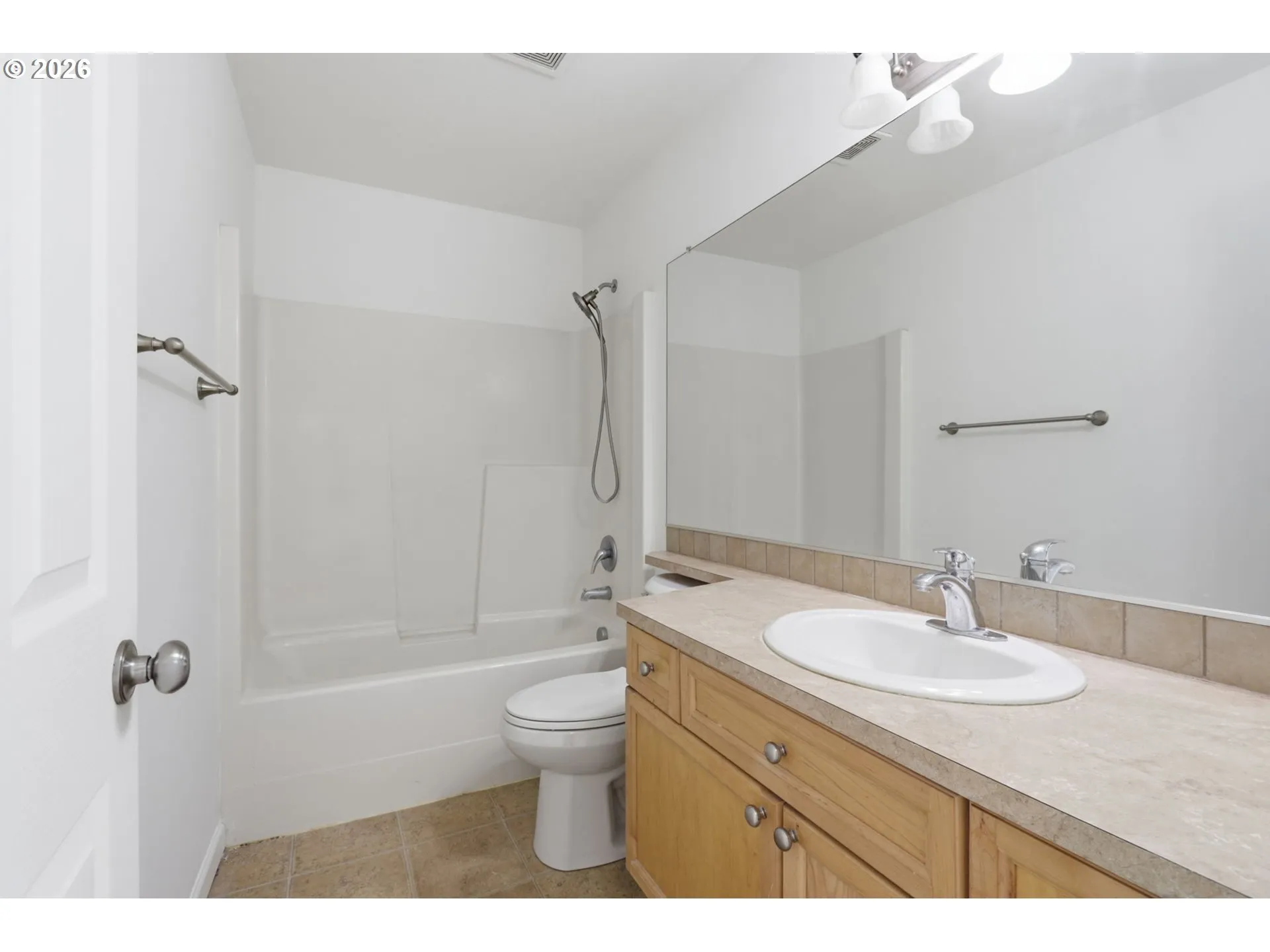 Bathroom-Upper