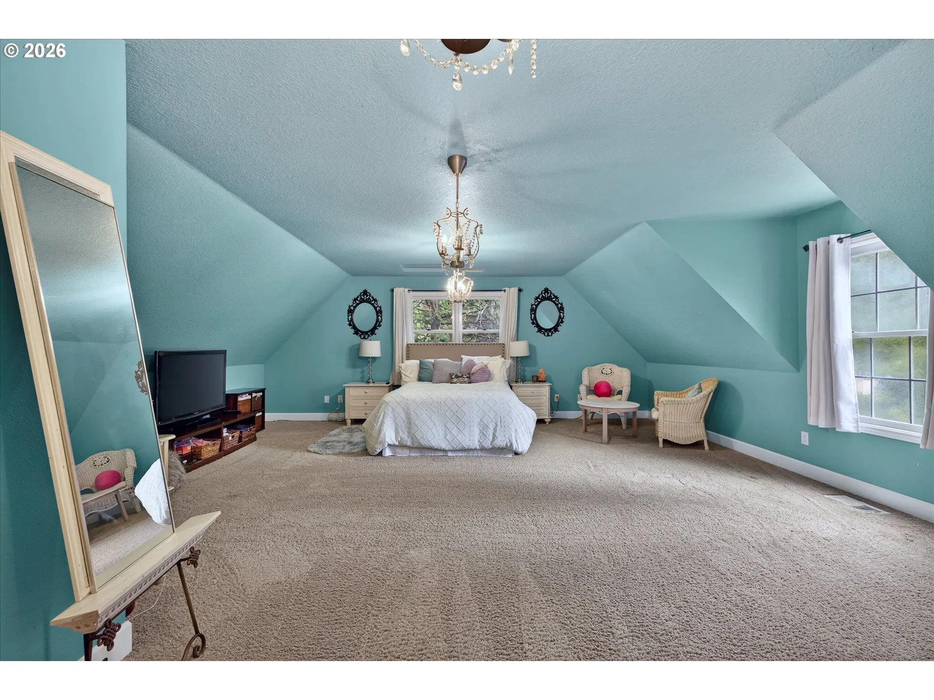 Bonus Room-Upper